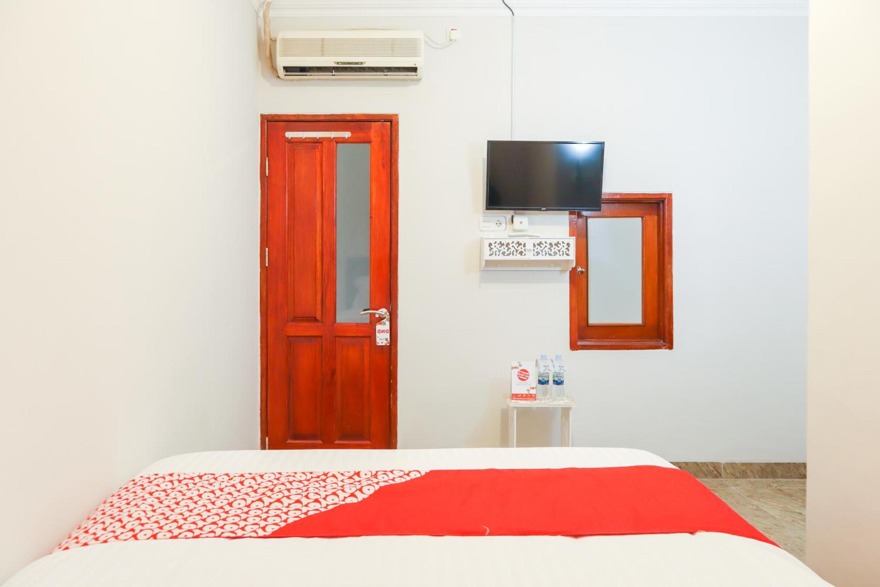 Standard Double Room - Photo 7