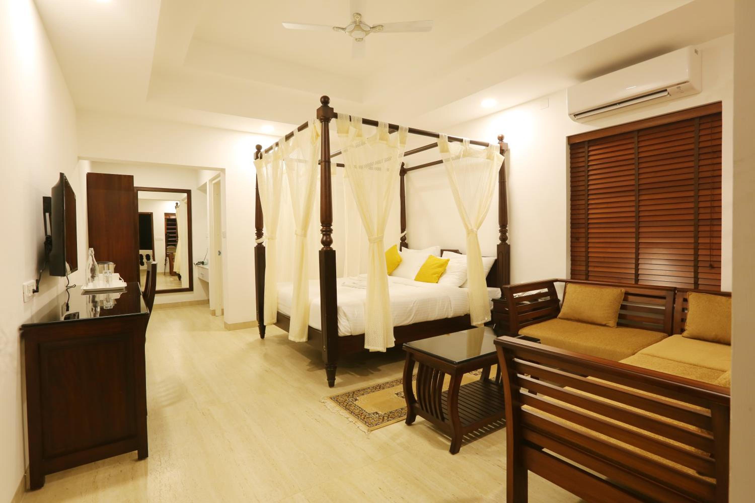 Luxury Room photo 2