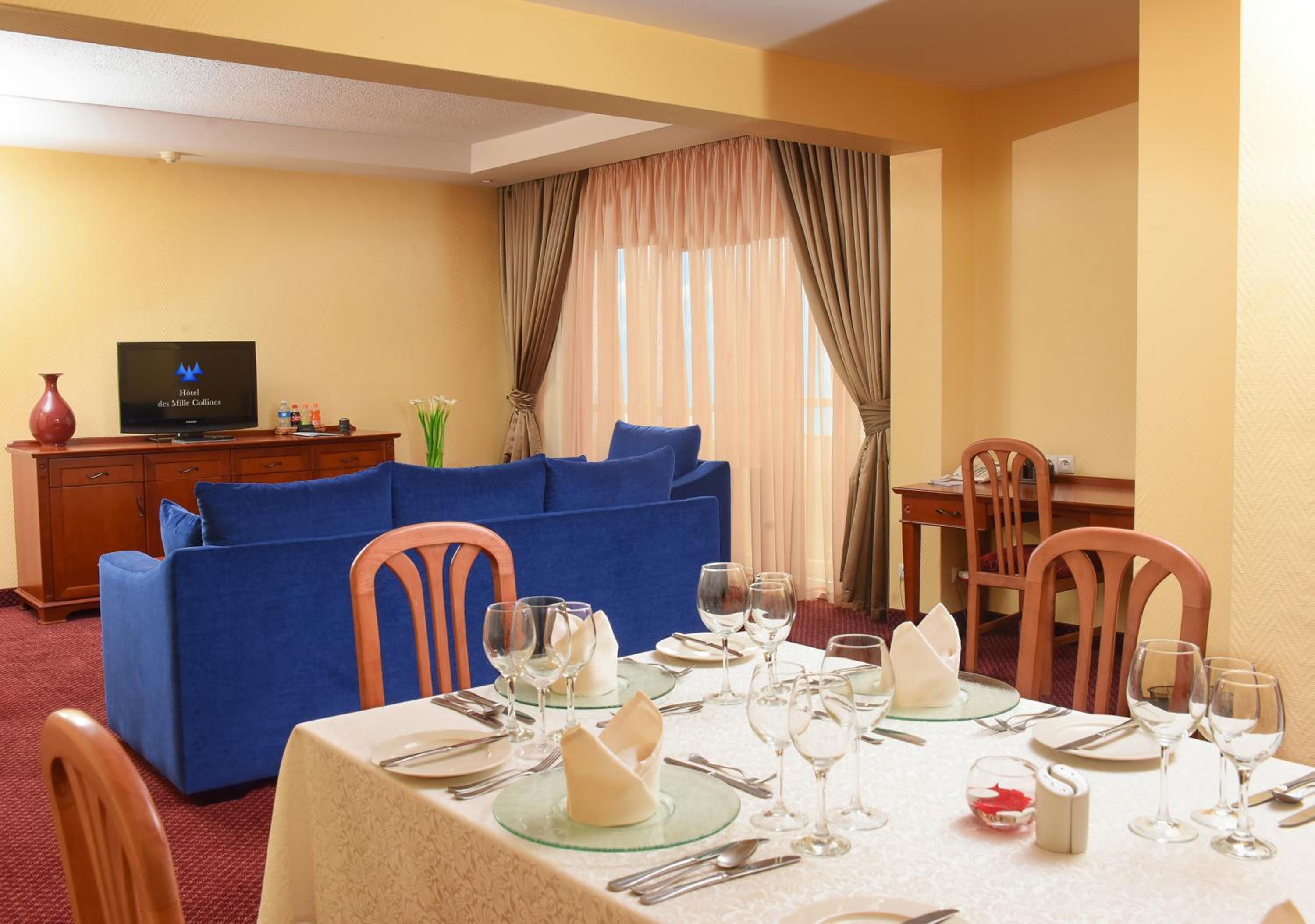 Superior Suite - Photo 5