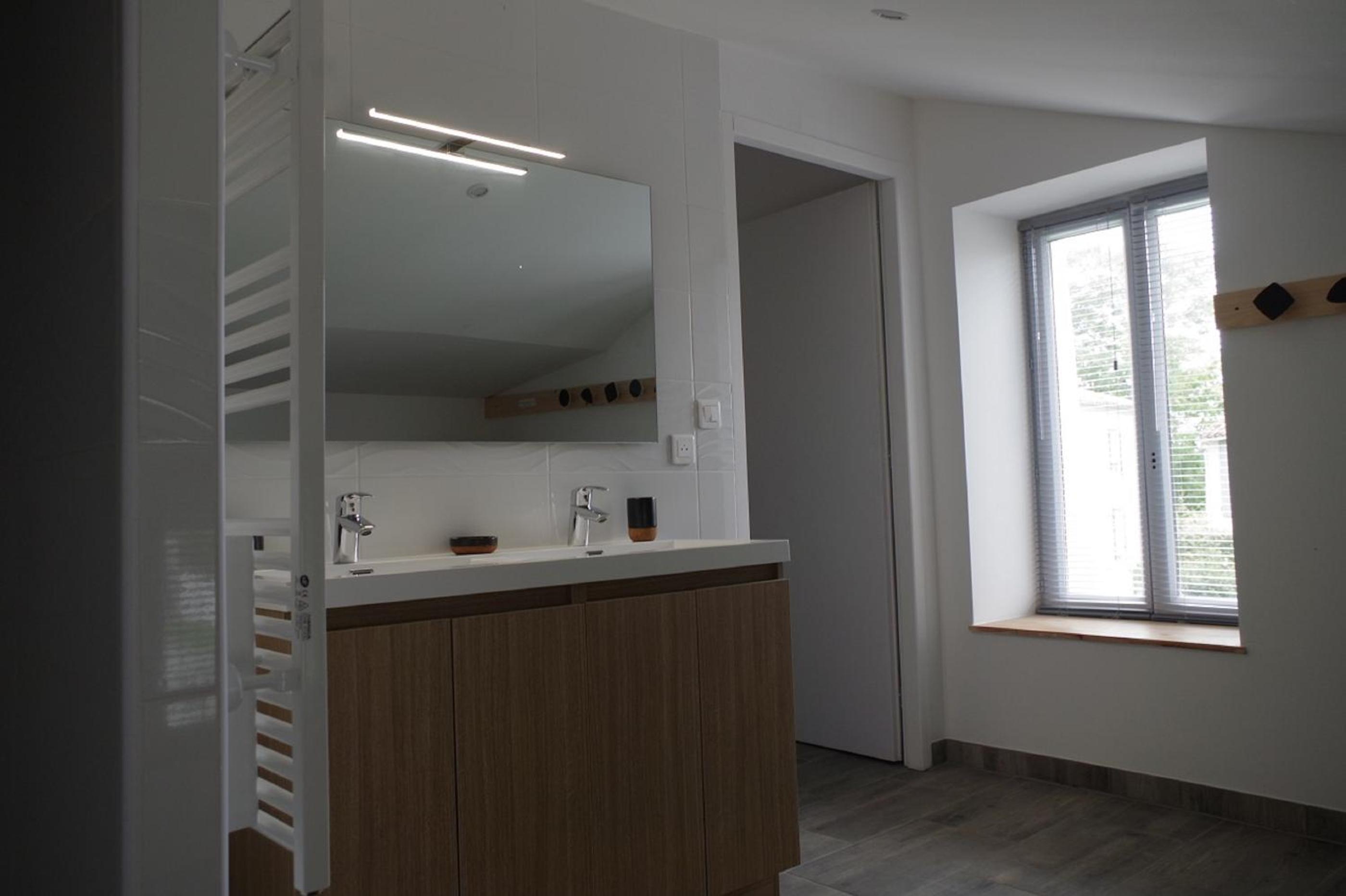 Family Room - Photo 6