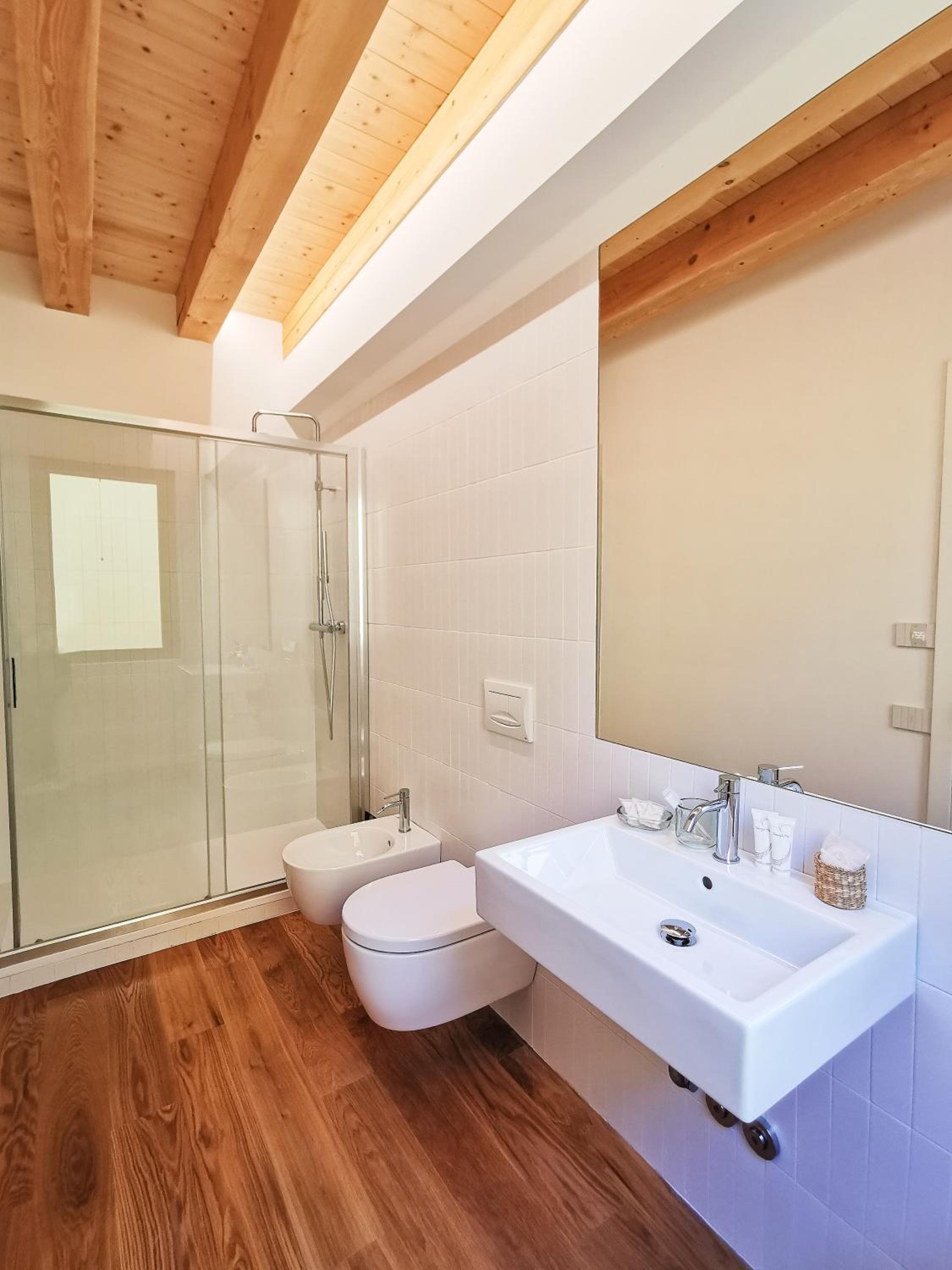Triple Room with View - Photo 2