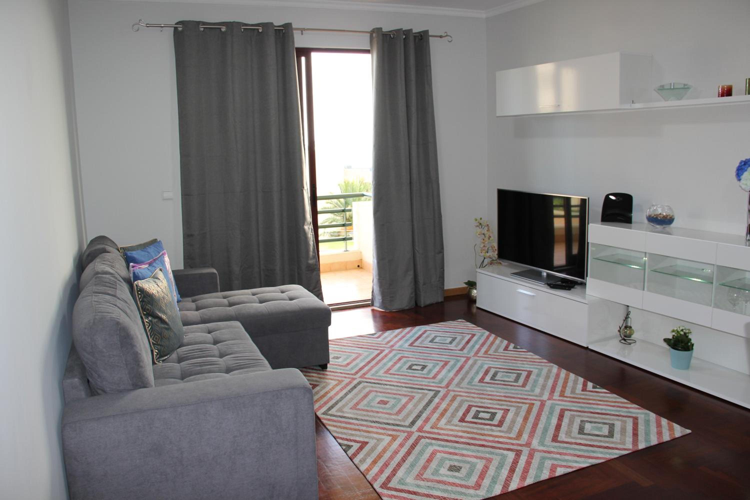 Two-Bedroom Apartment photo 2