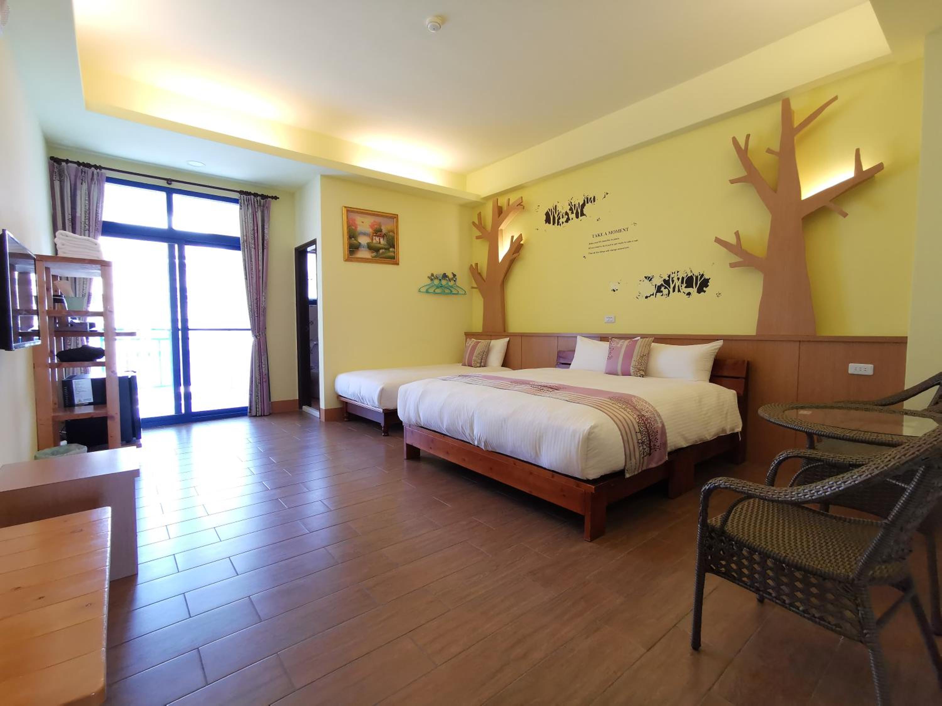 Triple Room with Private Bathroom photo 2