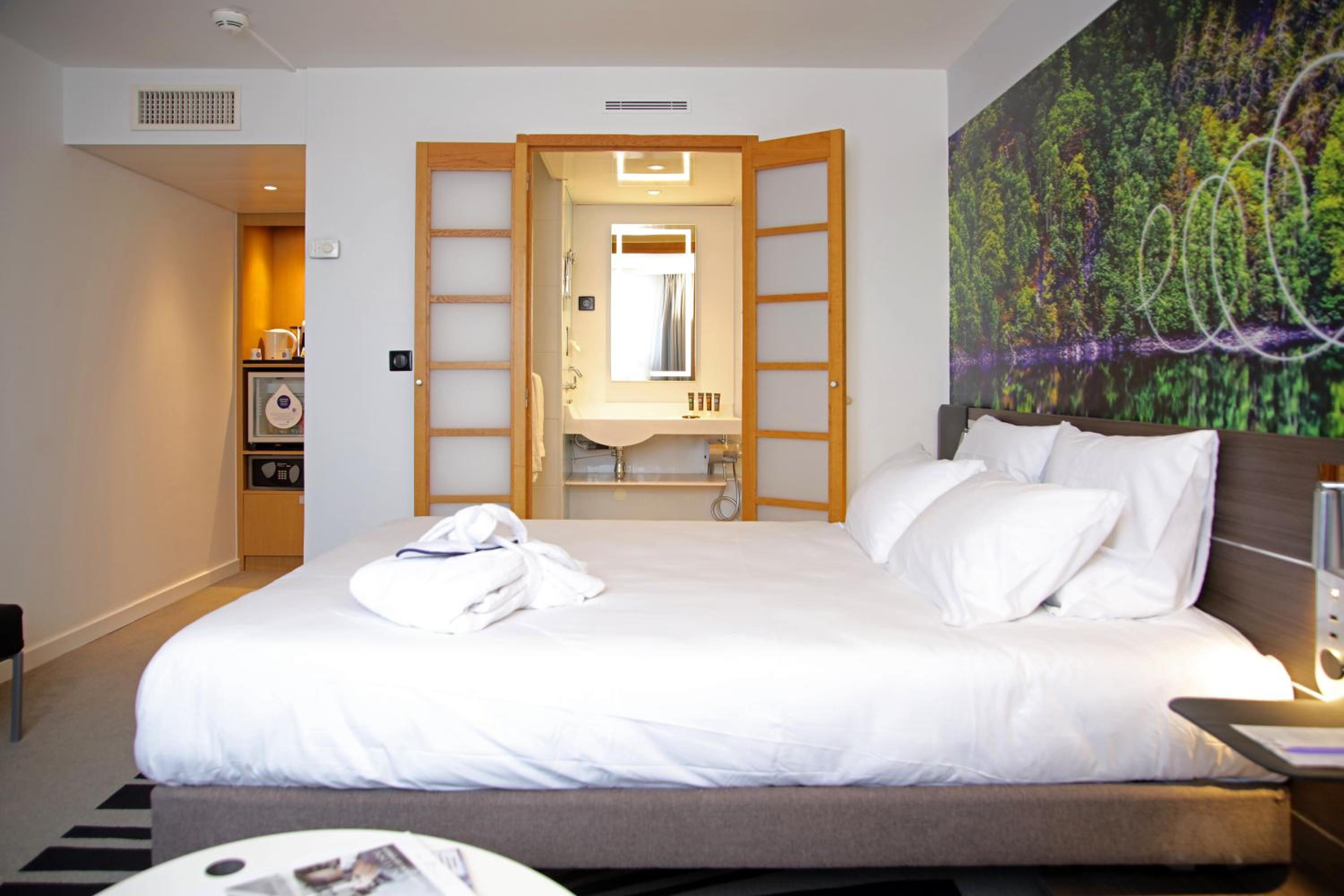 Executive Double Room with Sofa Bed - Photo 5