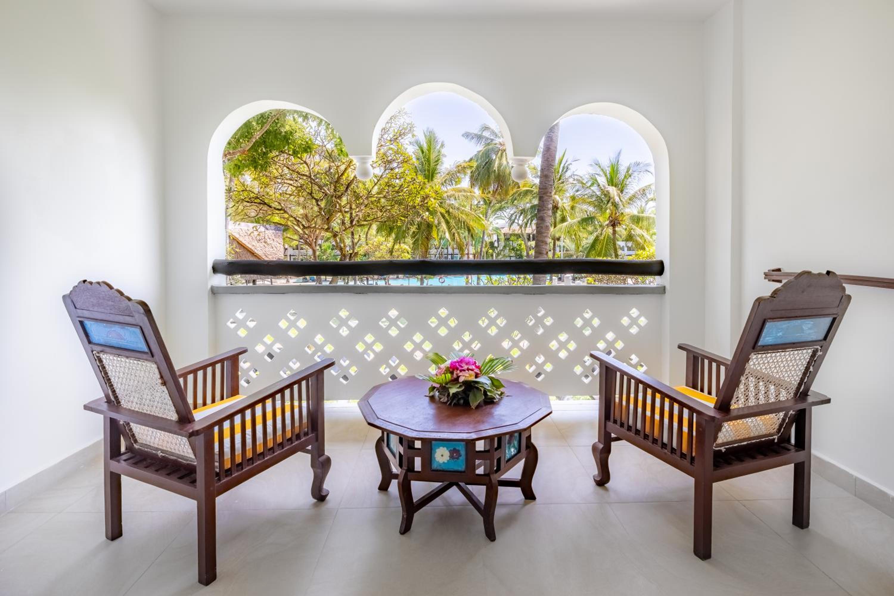 Balcony & Terrace