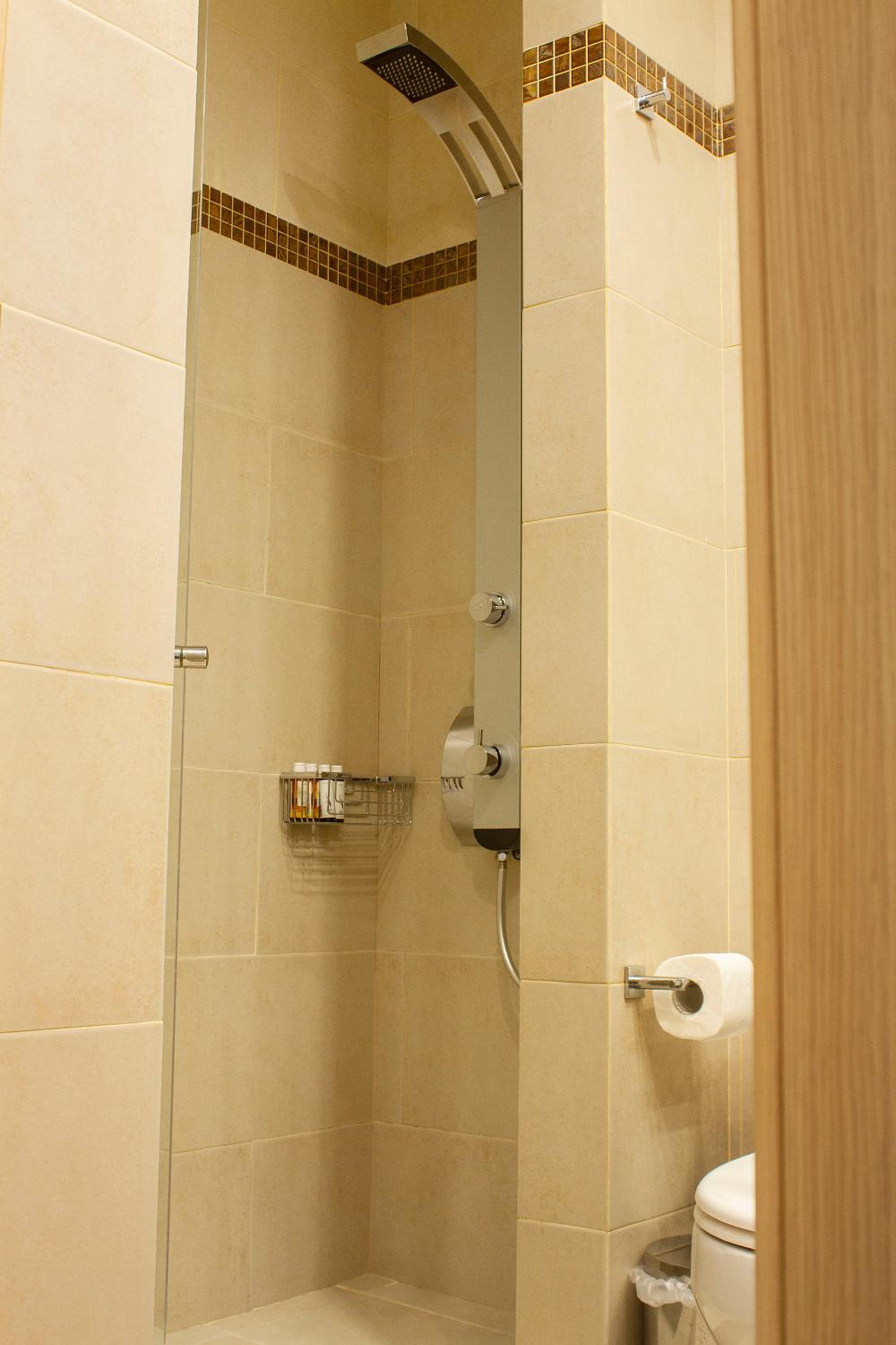 Apartment - Ground Floor photo 3