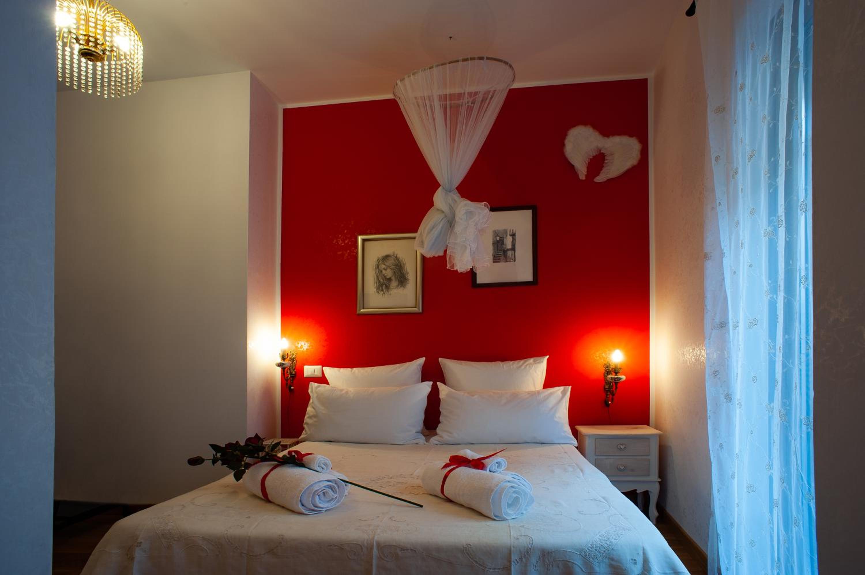 Double Room with Private Internal Bathroom photo 1