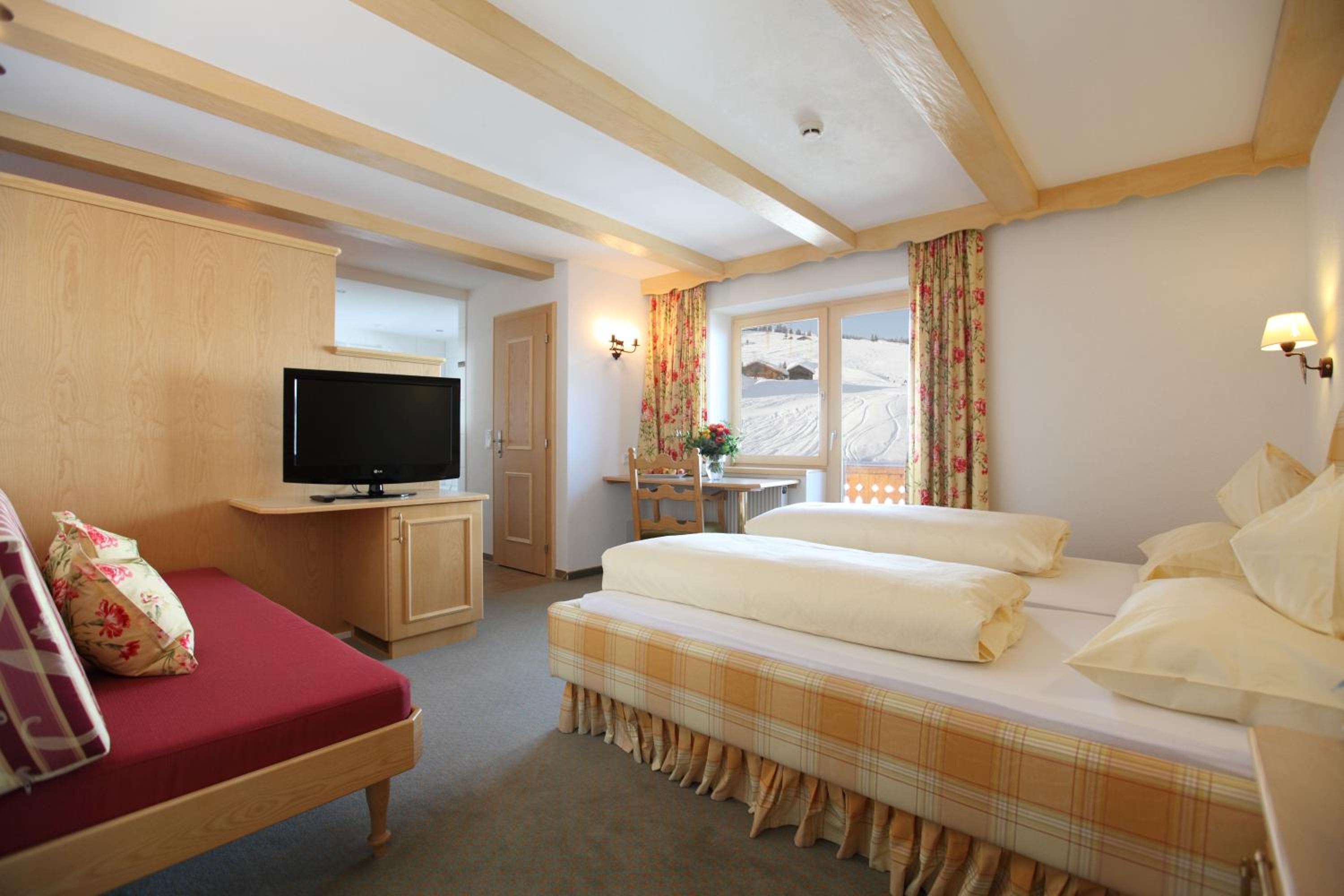 Comfort Triple Room photo 3