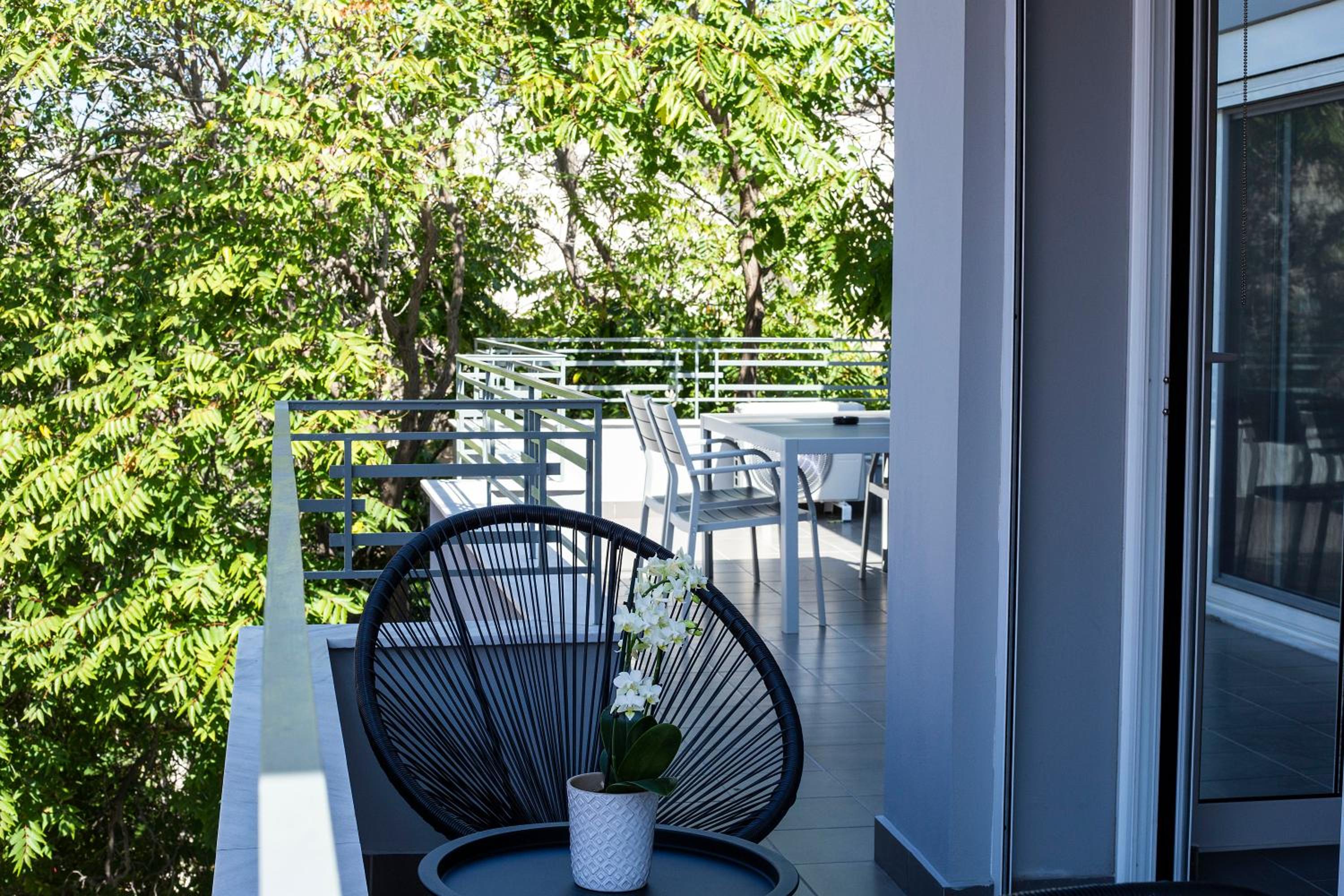 Senior Apartment photo 3