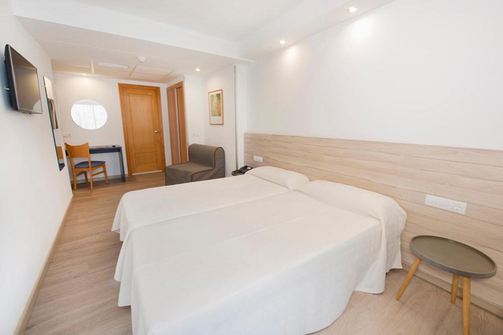 Habitación Doble o con Dos Camas