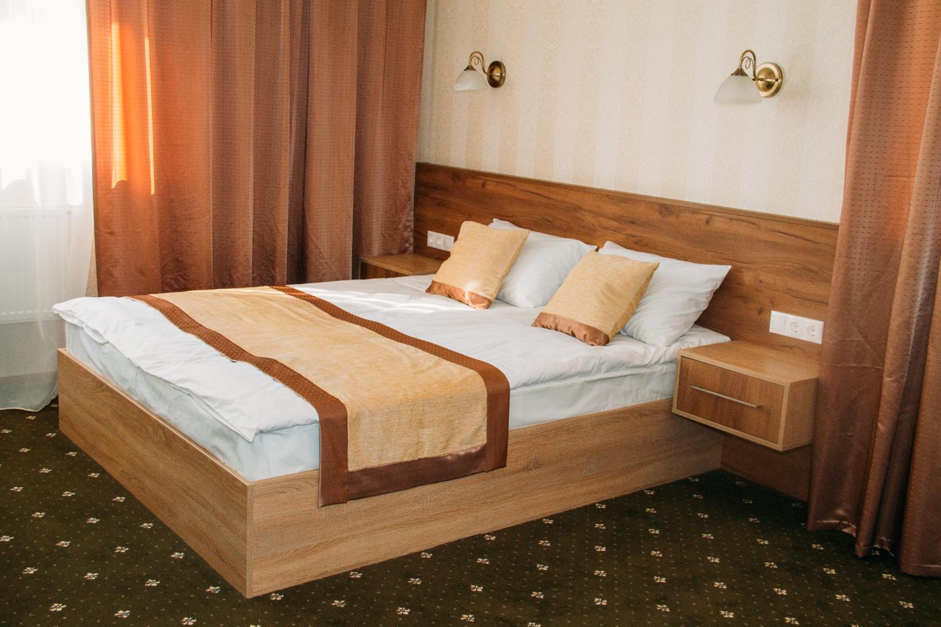 Large Double Room