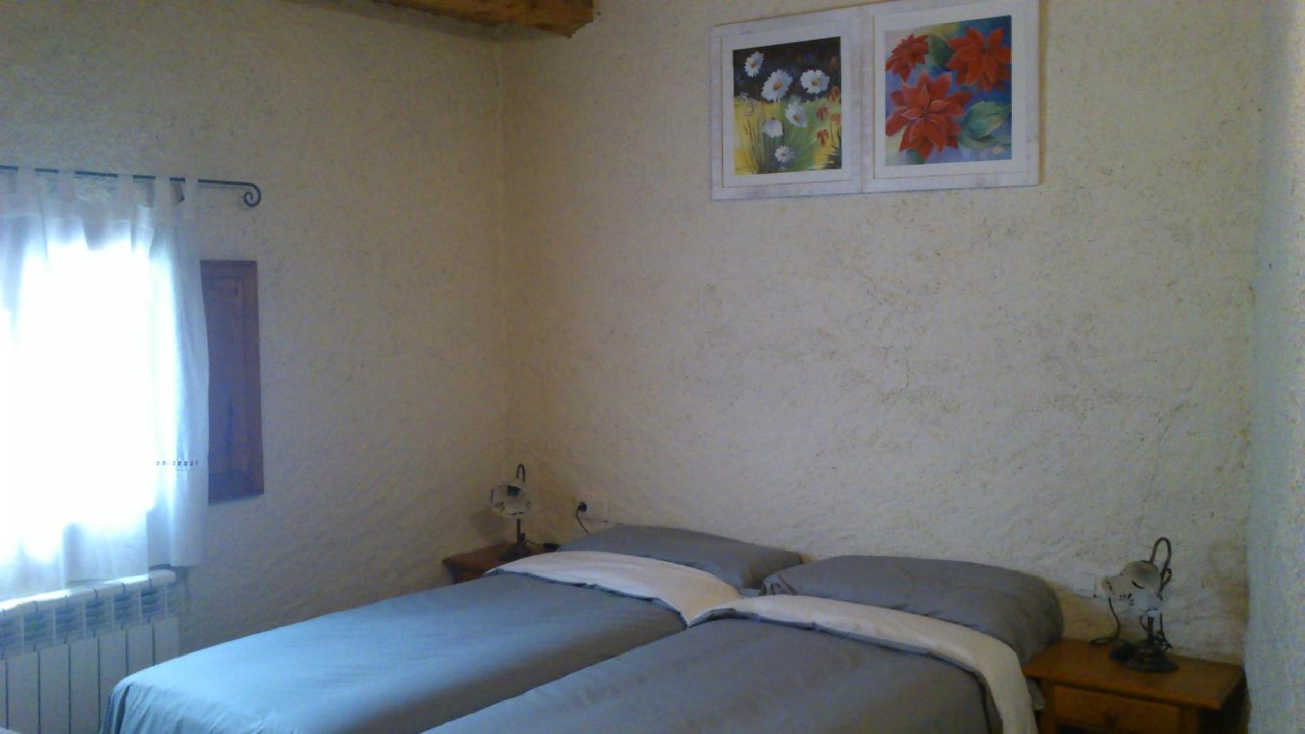 Twin Room with Shower photo 3