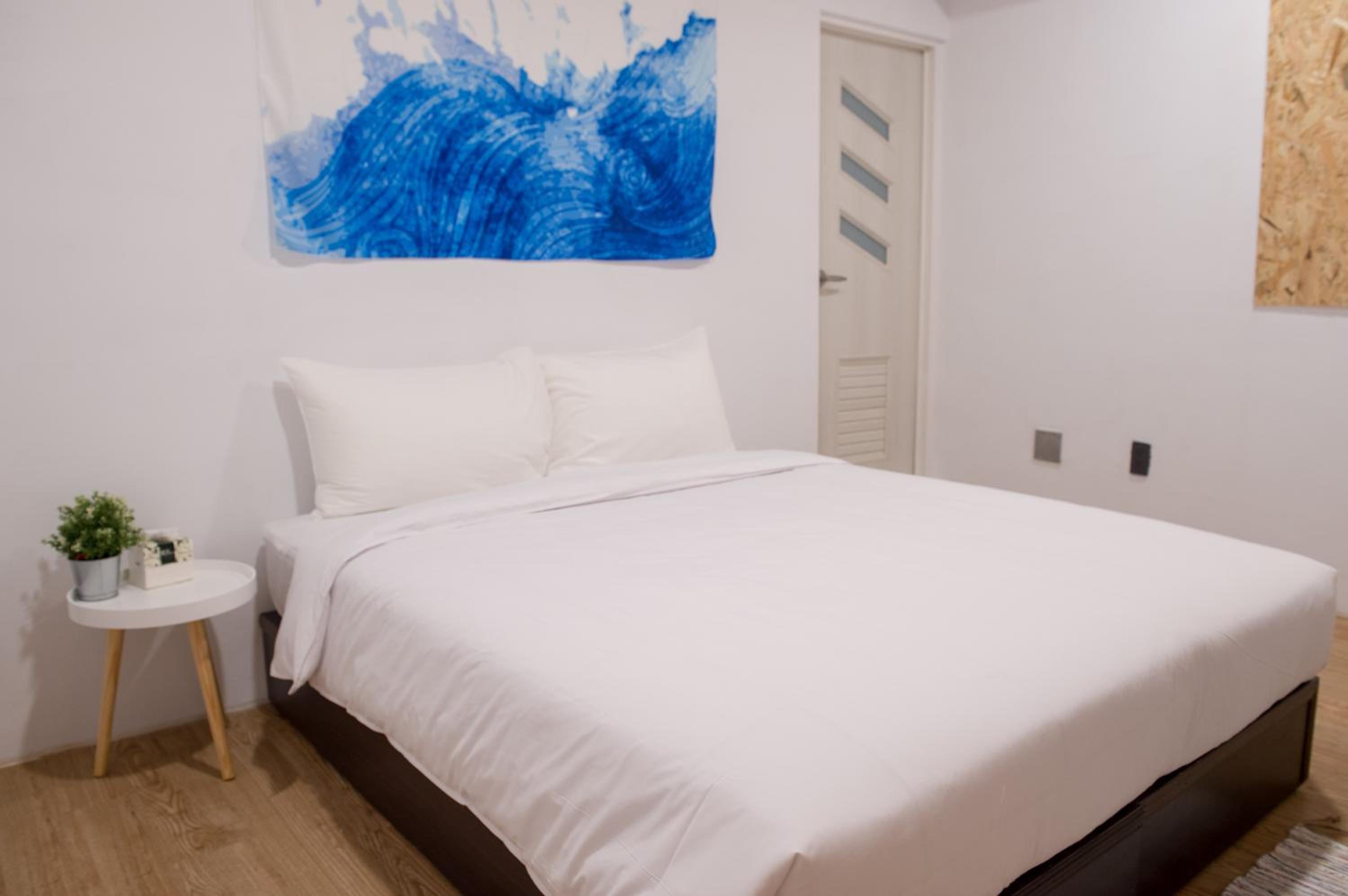 Double Room  - No Window - Photo 3