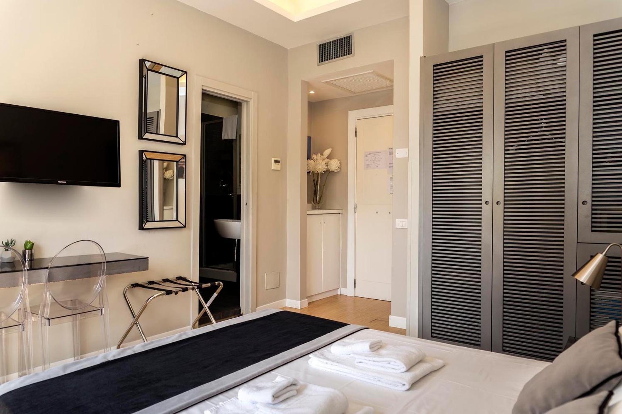 Double Room with Balcony photo 2