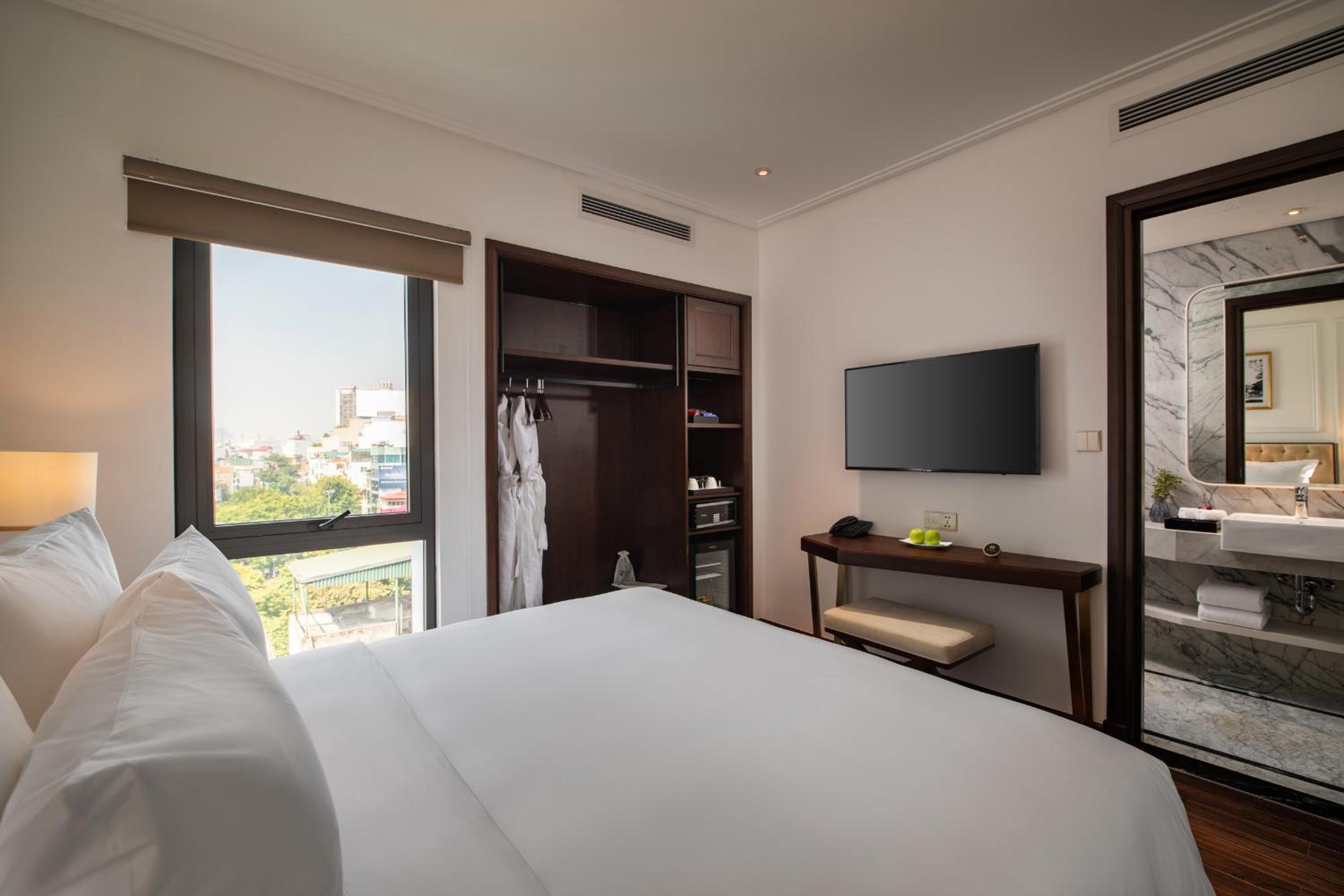 Deluxe Double or Twin Room with View