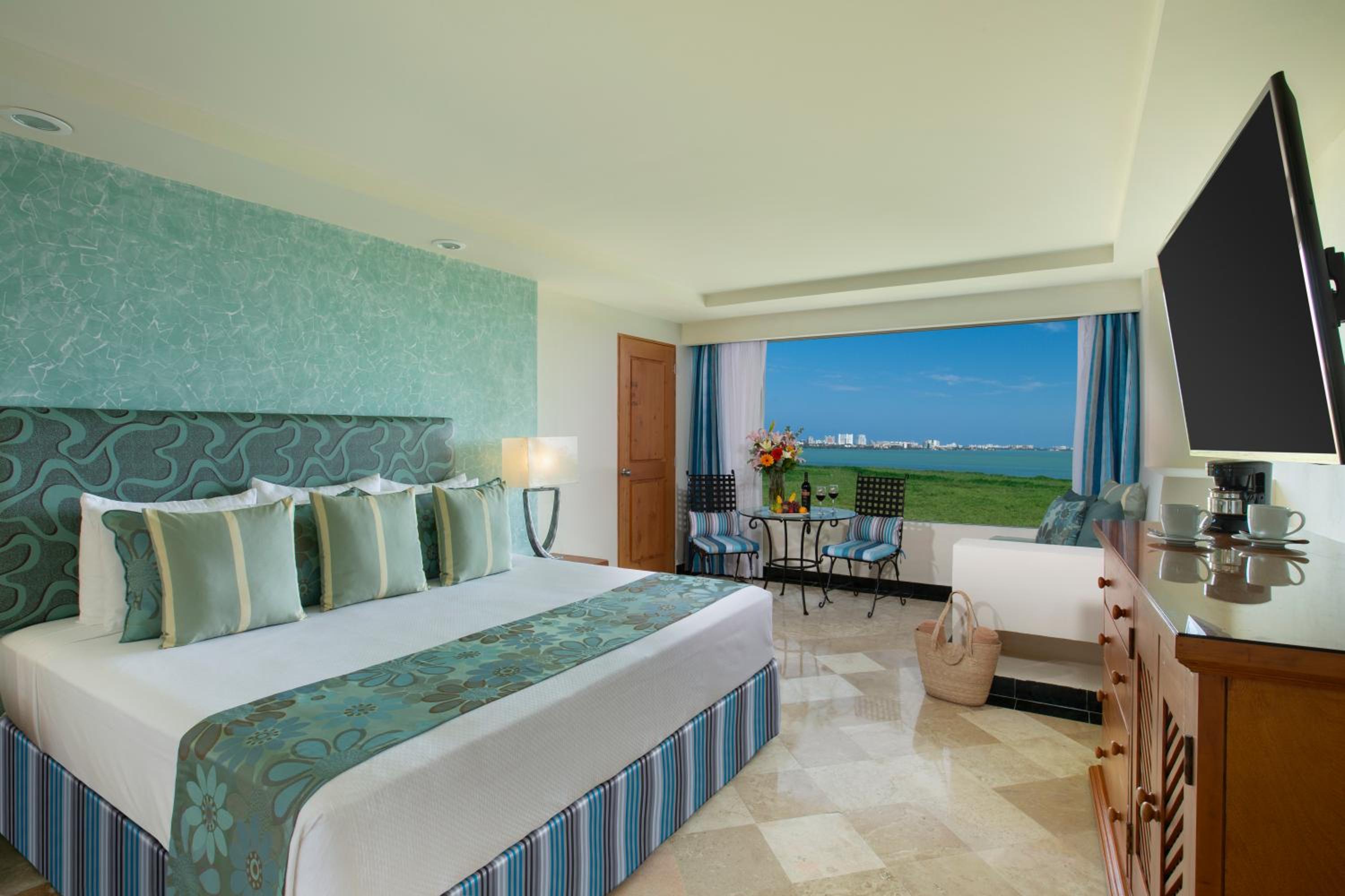 Sens Superior Room