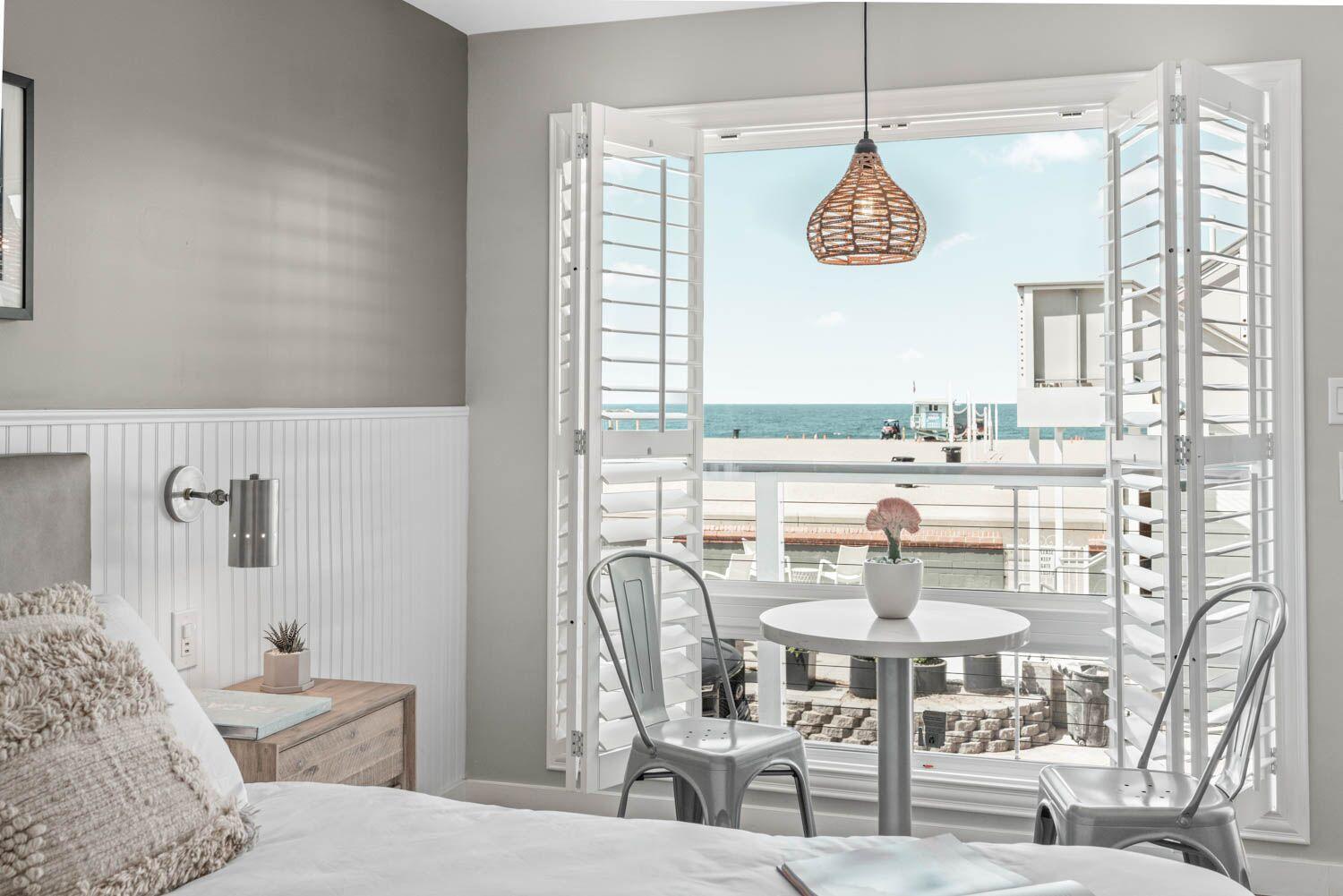 King Room with Sea View - Photo 3