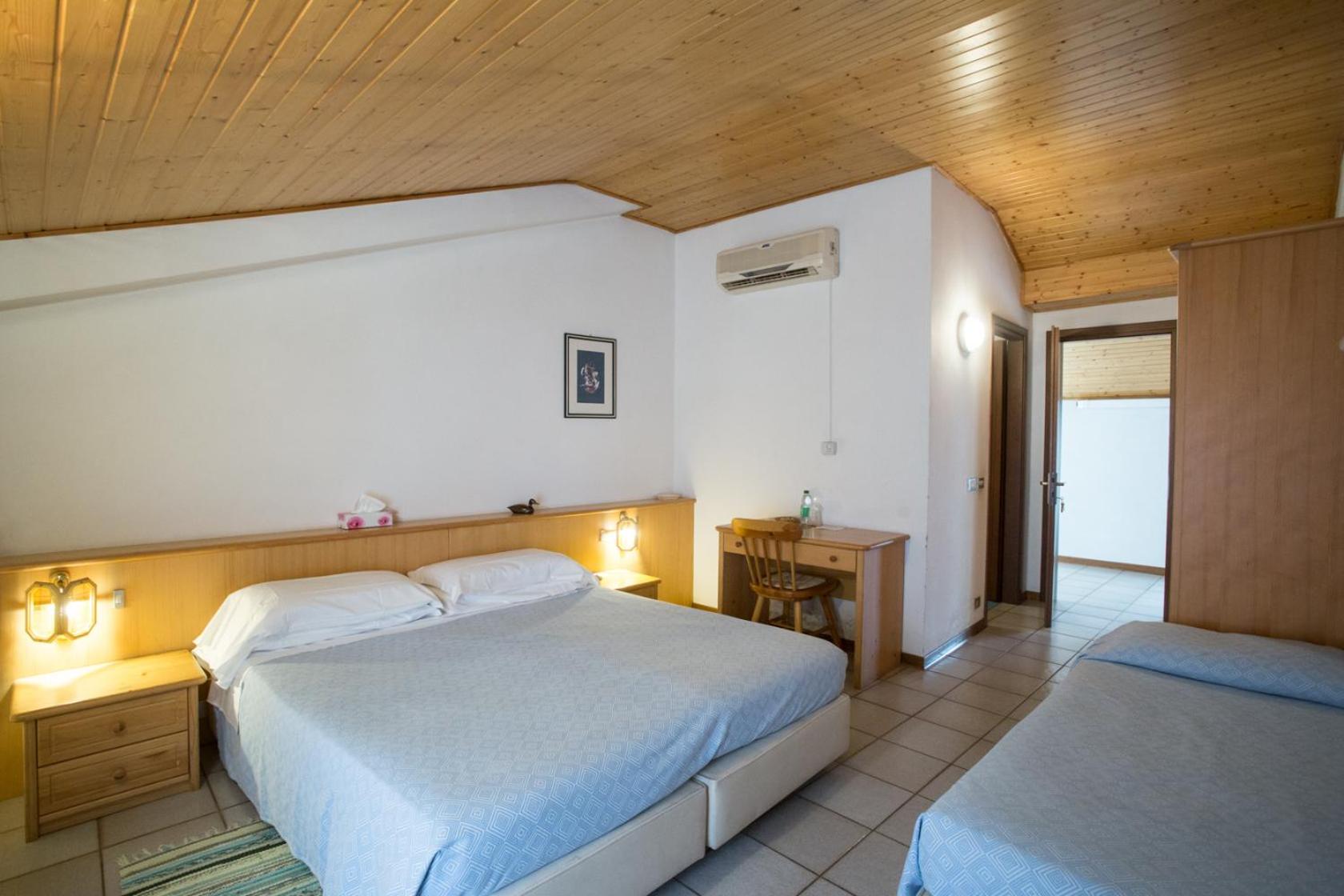 Single Room photo 2
