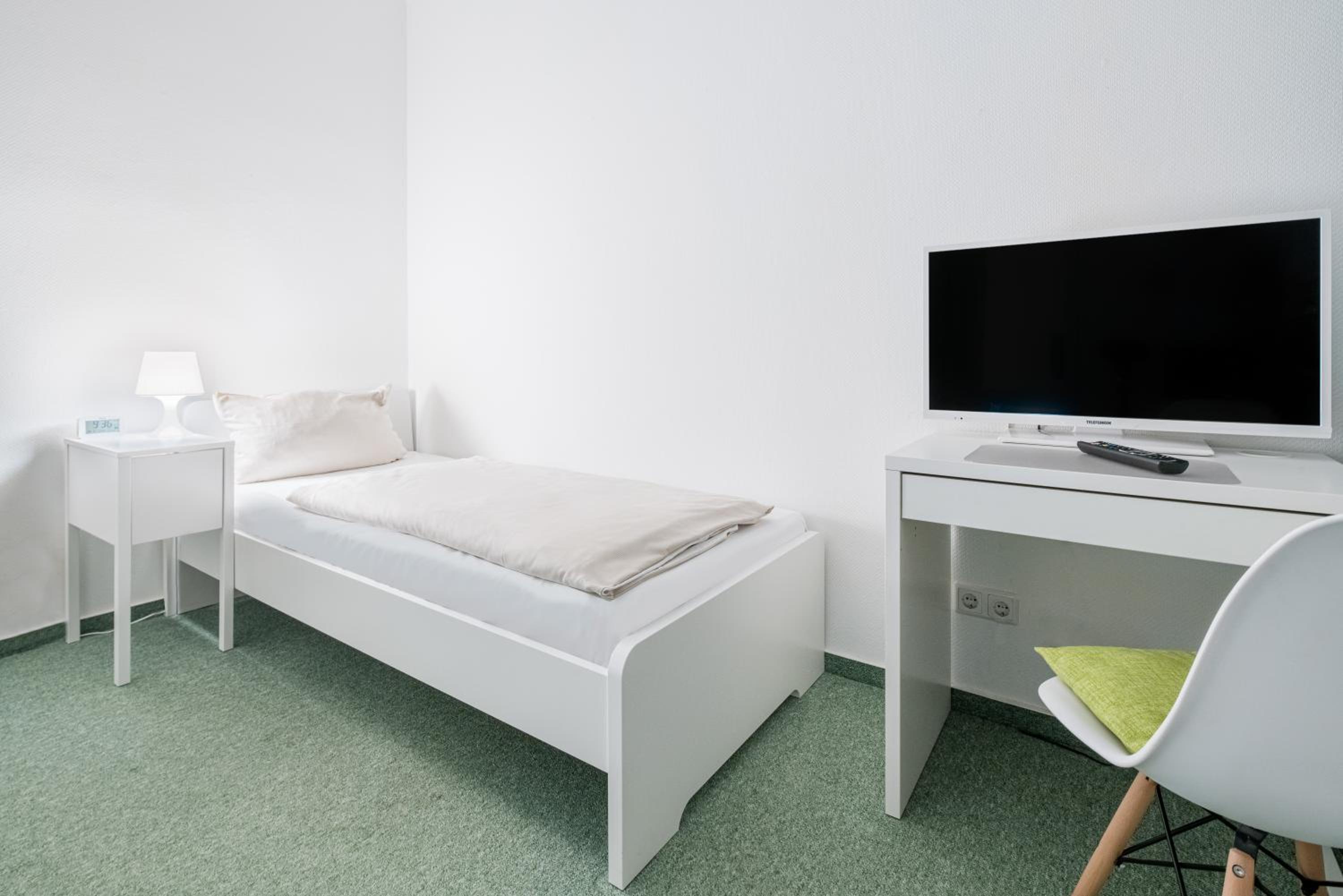 Single Room photo 2