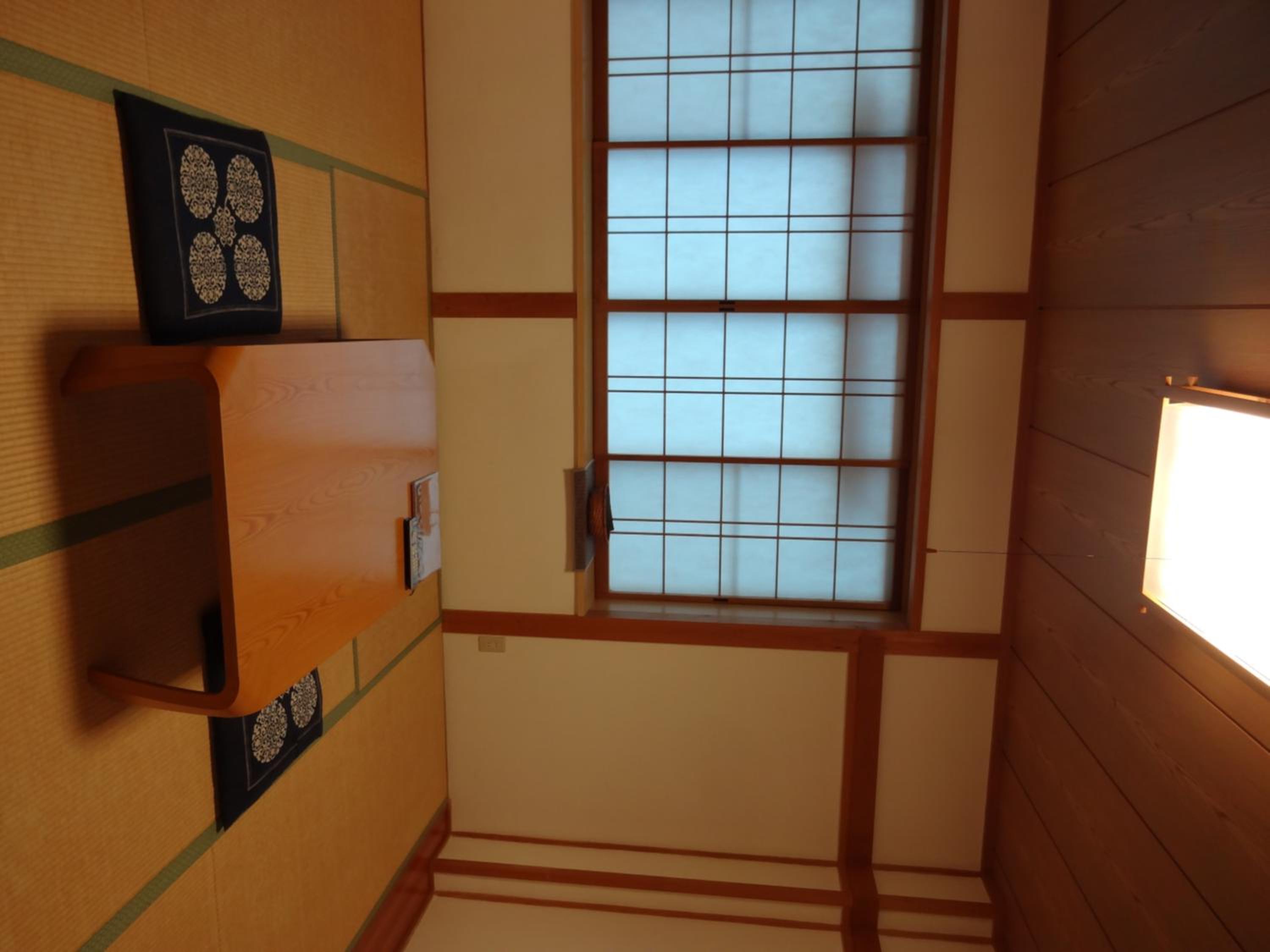 Japanese-Style Room with Shared Bathroom - Photo 5