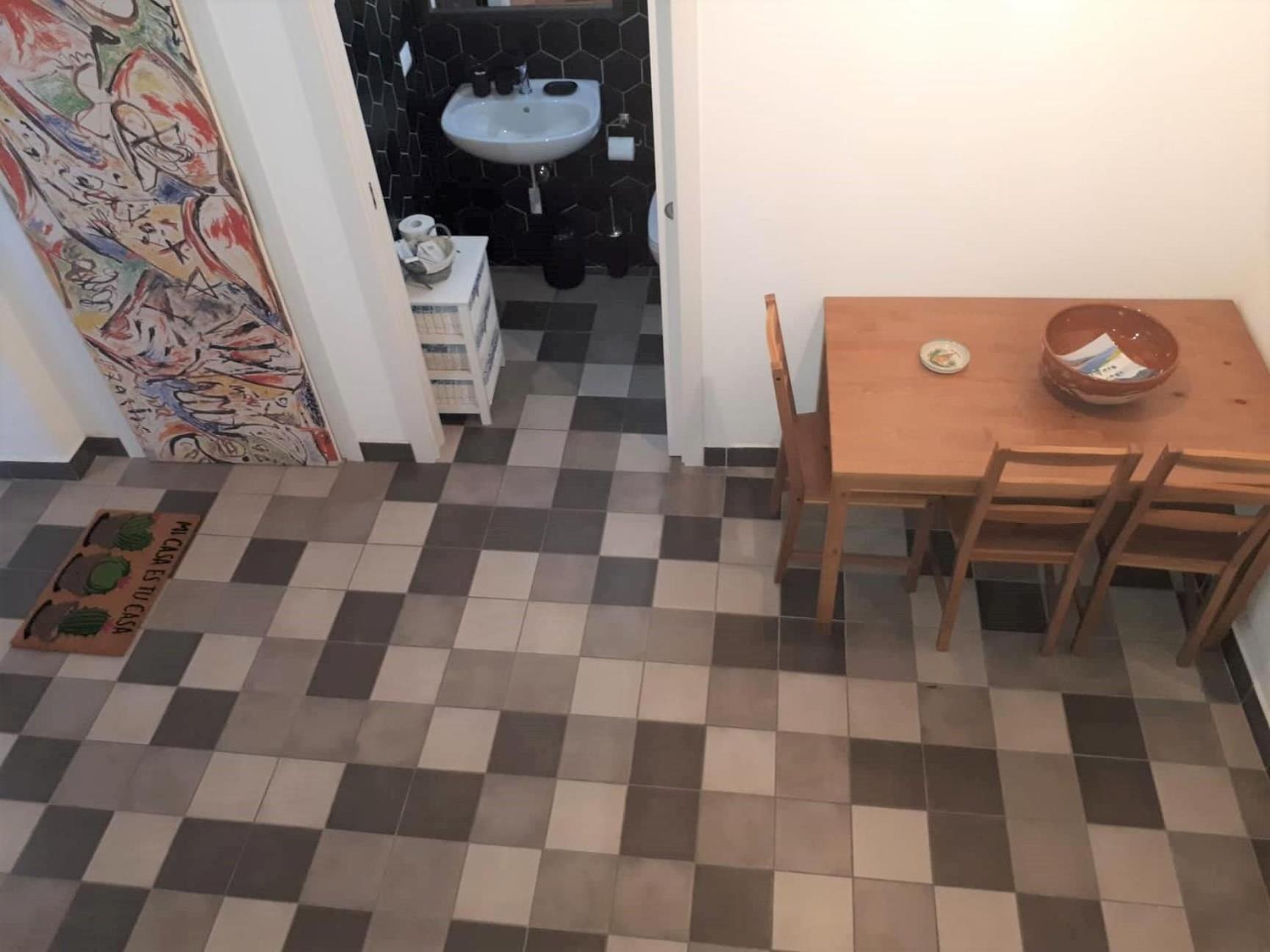Apartment photo 2
