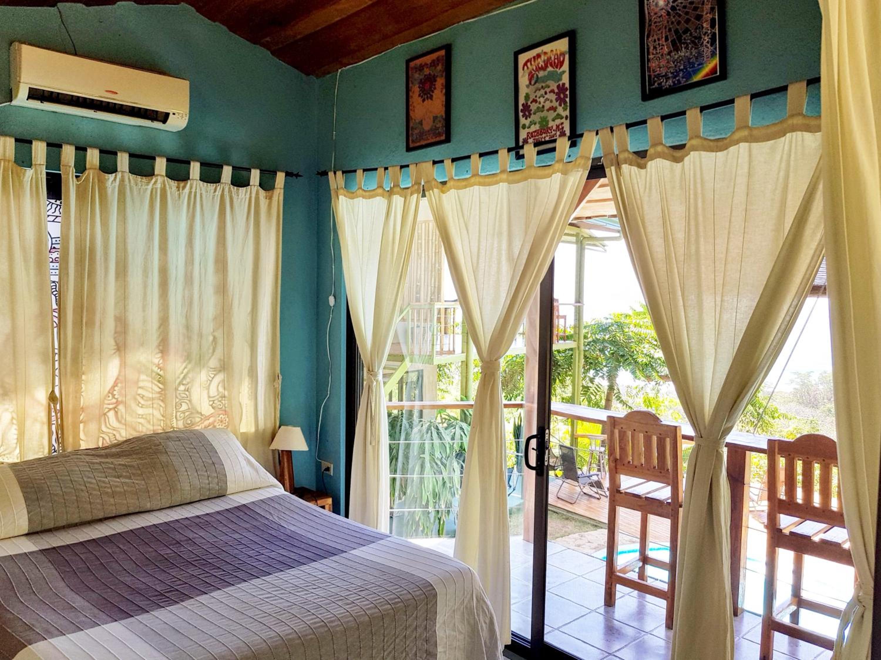 Studio Apartment with Sea View