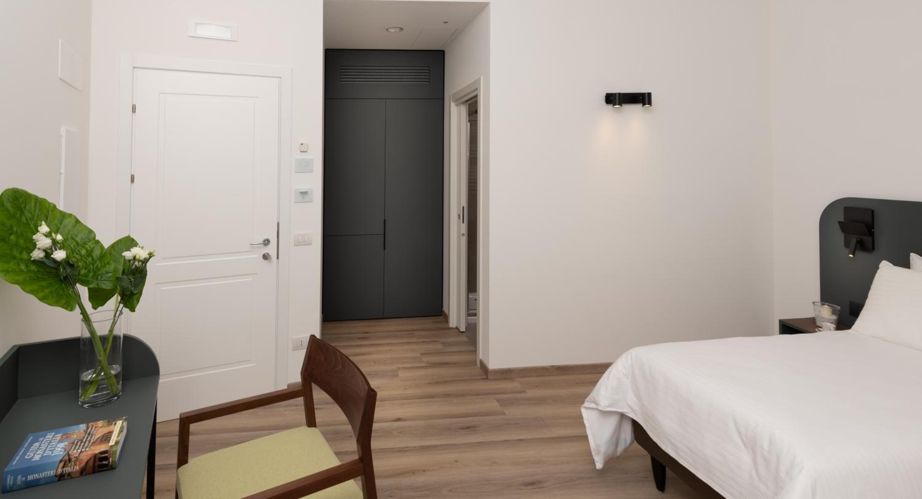 Superior Double or Twin Room - Photo 4