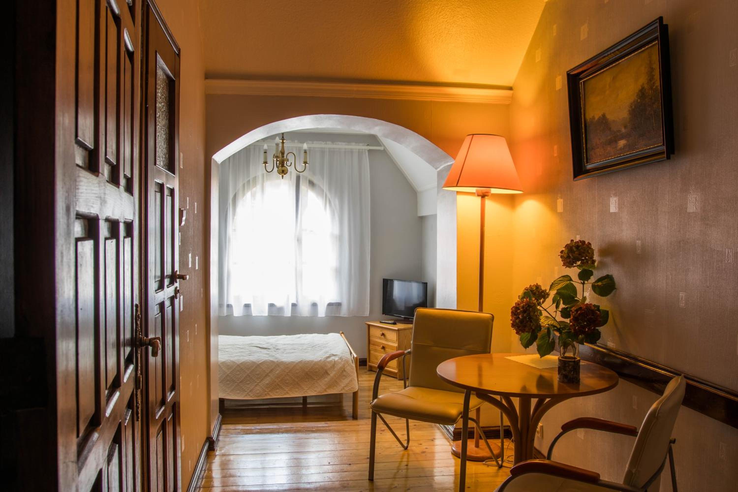 Double Room - Photo 3