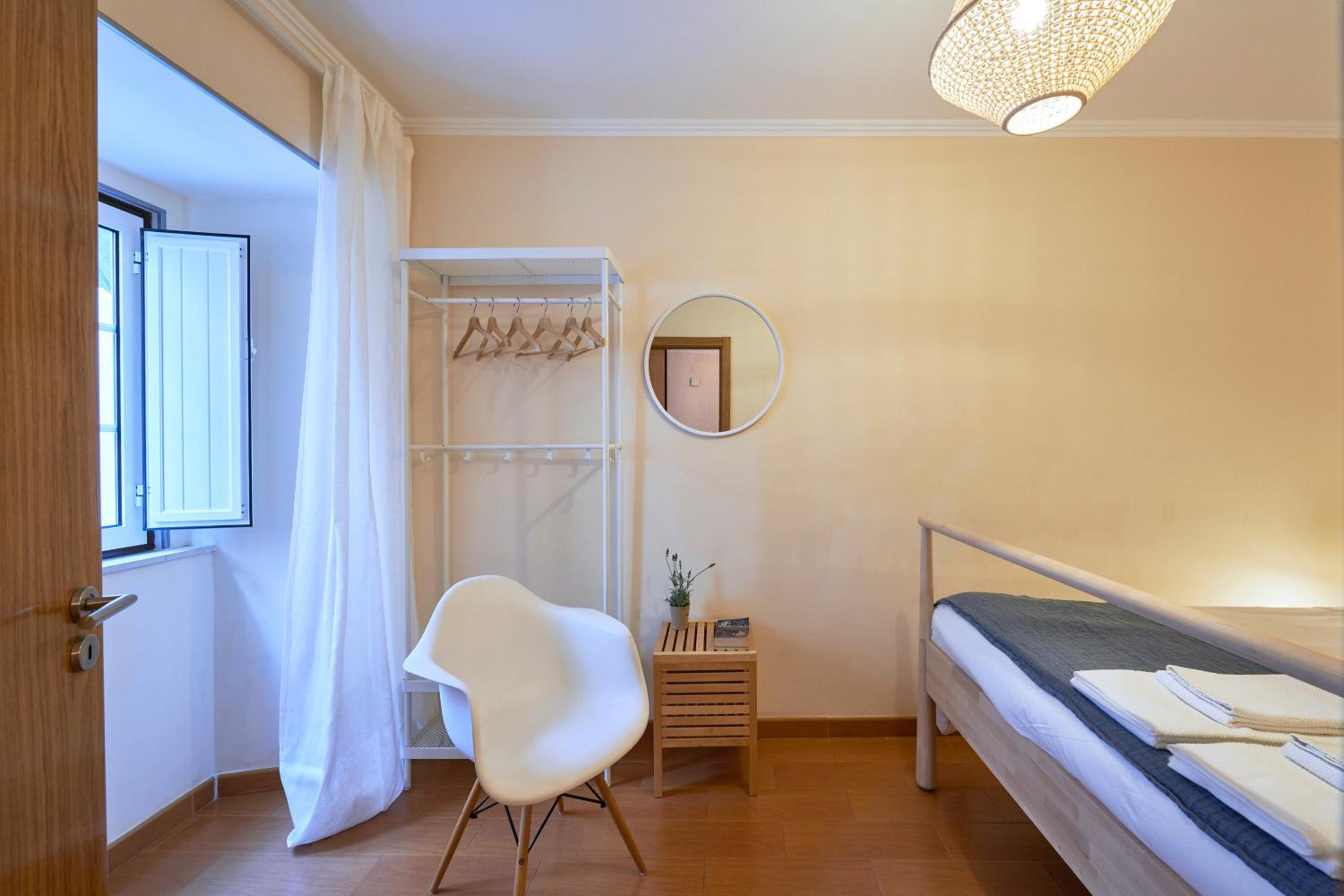 Two-Bedroom Apartment - Photo 3
