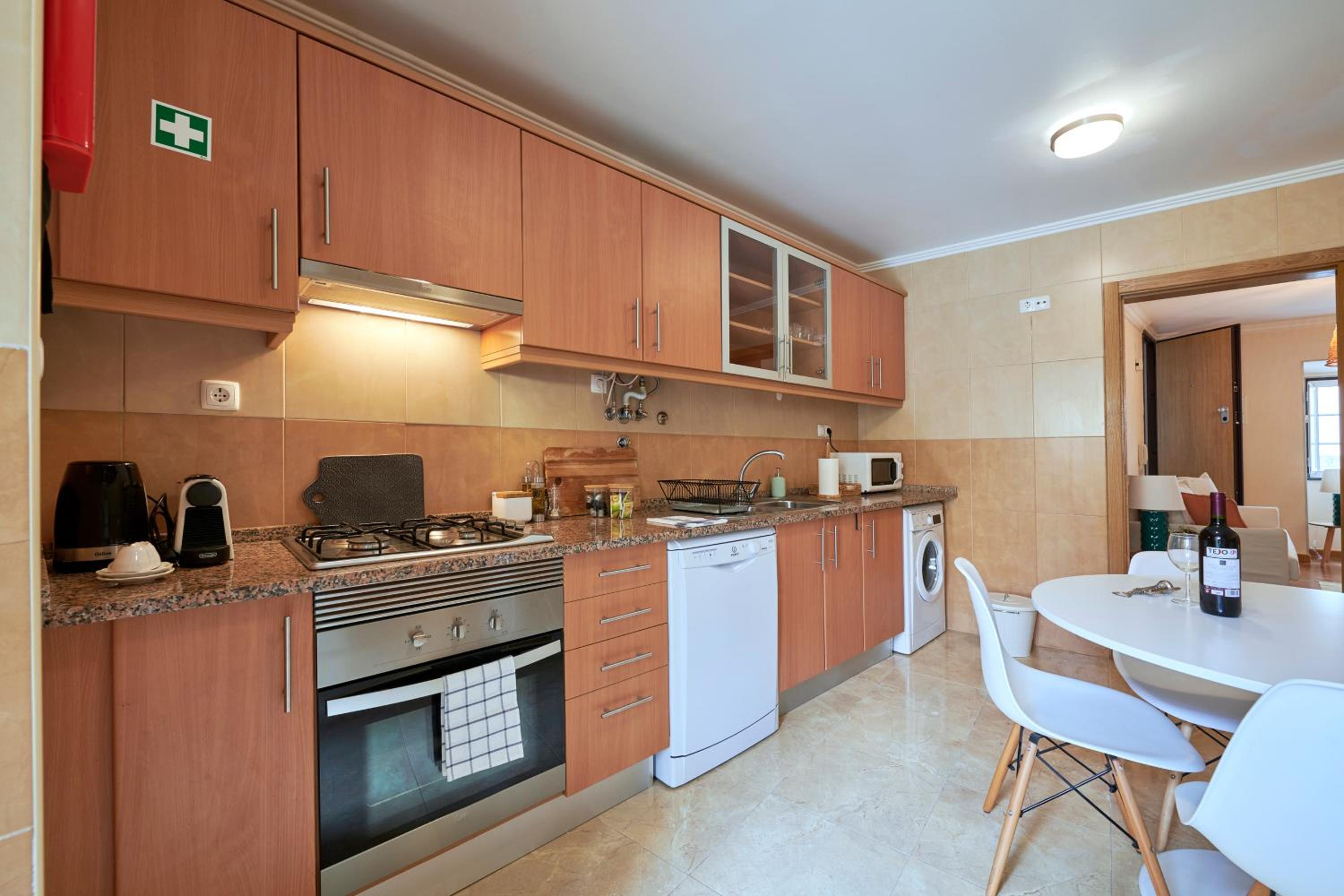 Two-Bedroom Apartment - Photo 17
