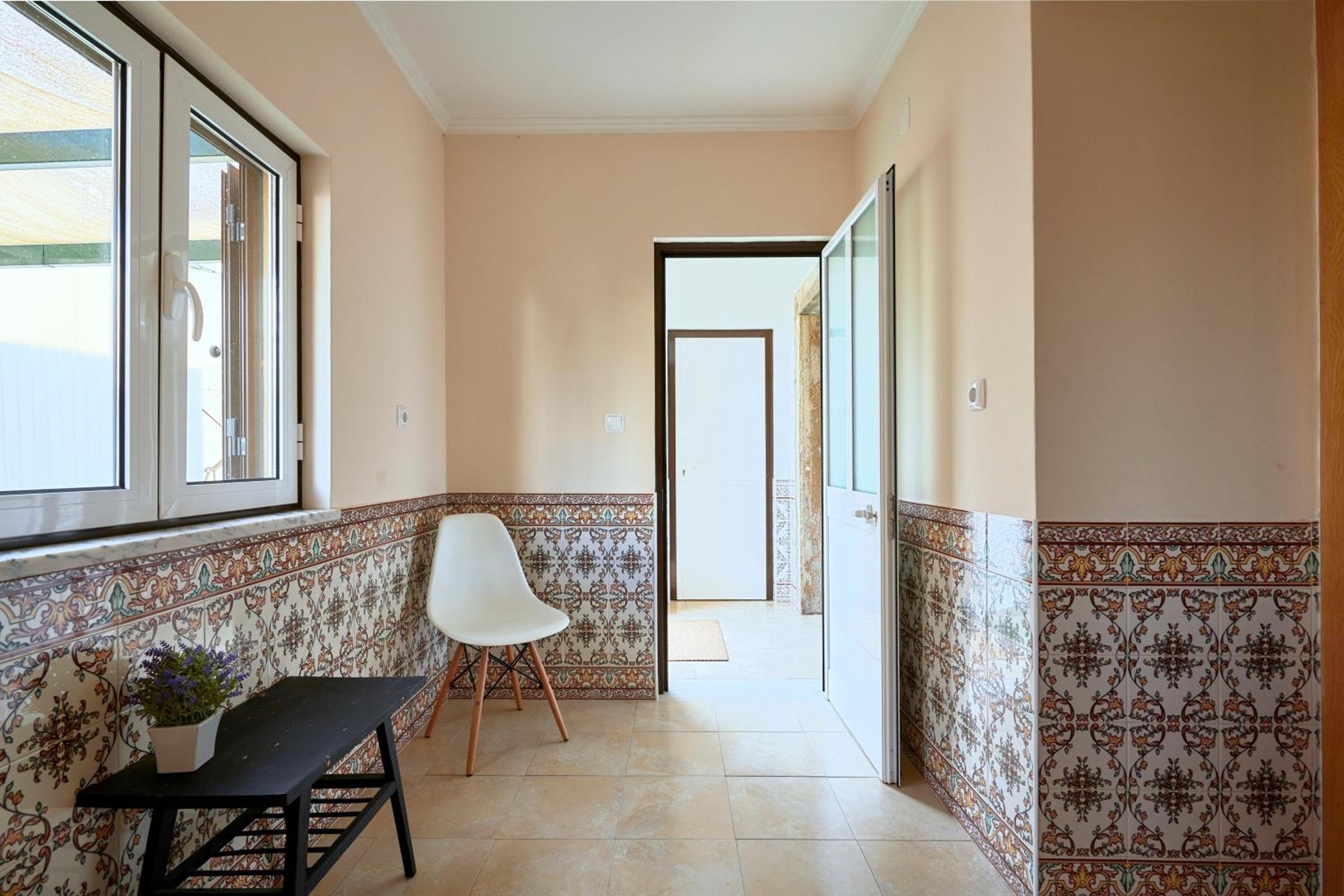 Two-Bedroom Apartment - Photo 20