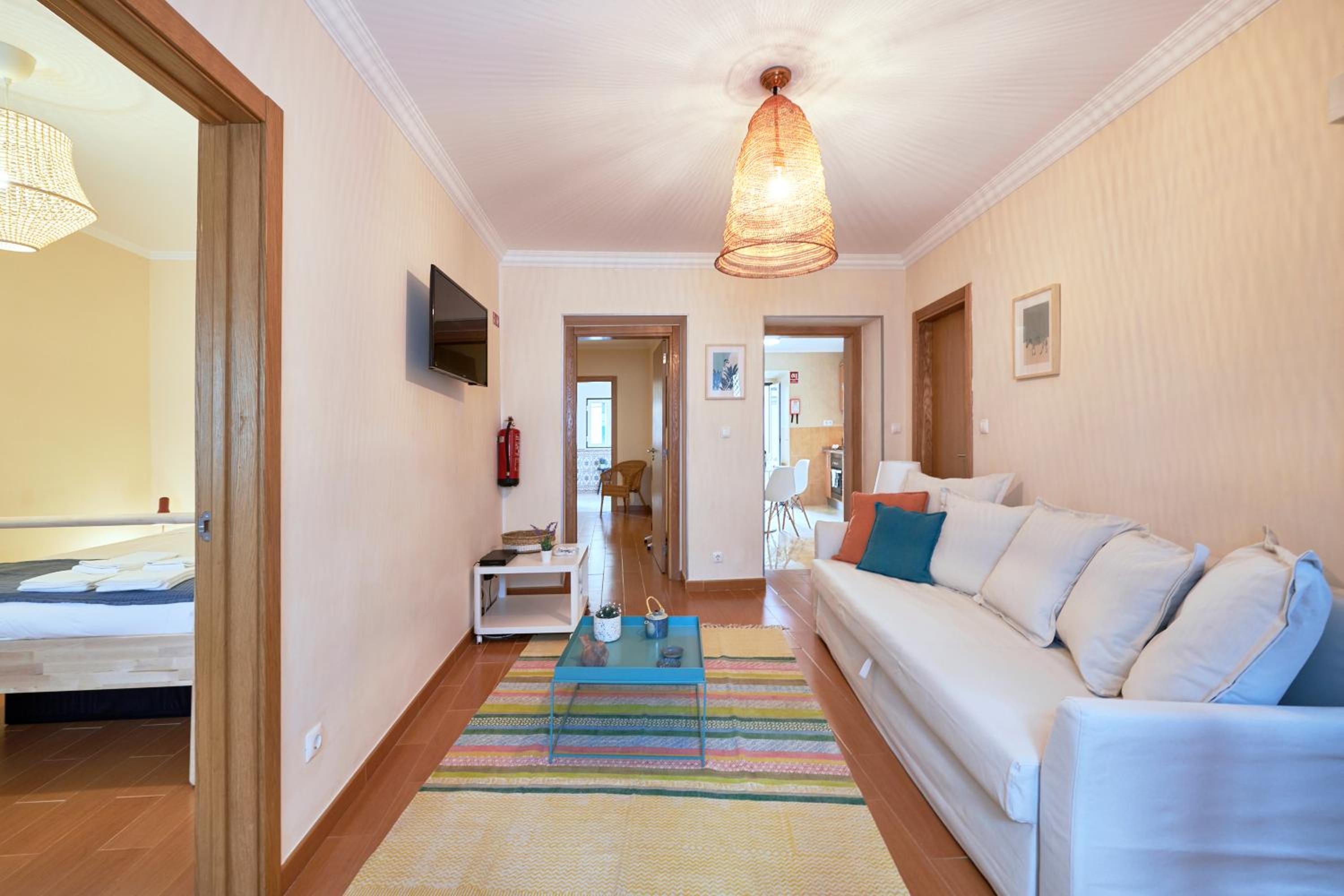 Two-Bedroom Apartment - Photo 29