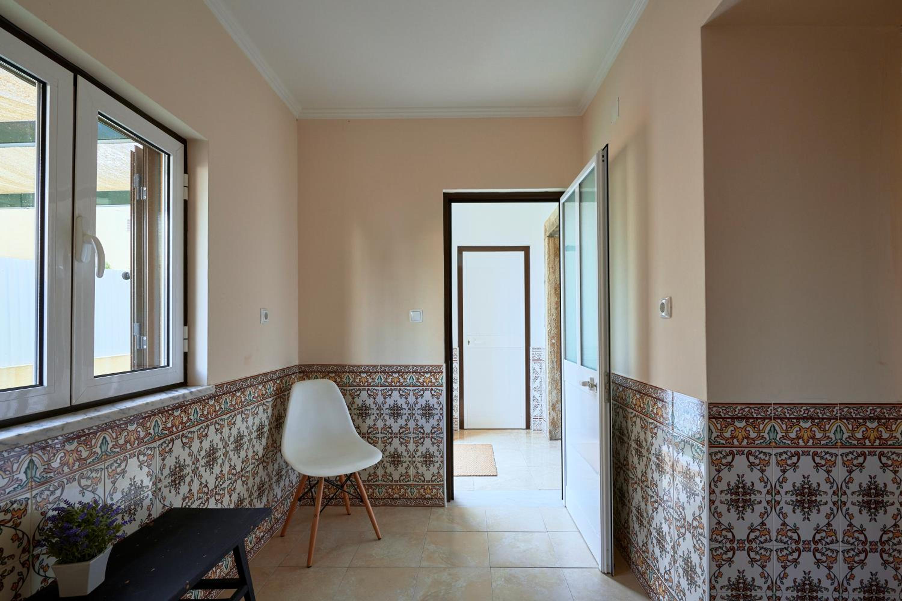 Two-Bedroom Apartment - Photo 41