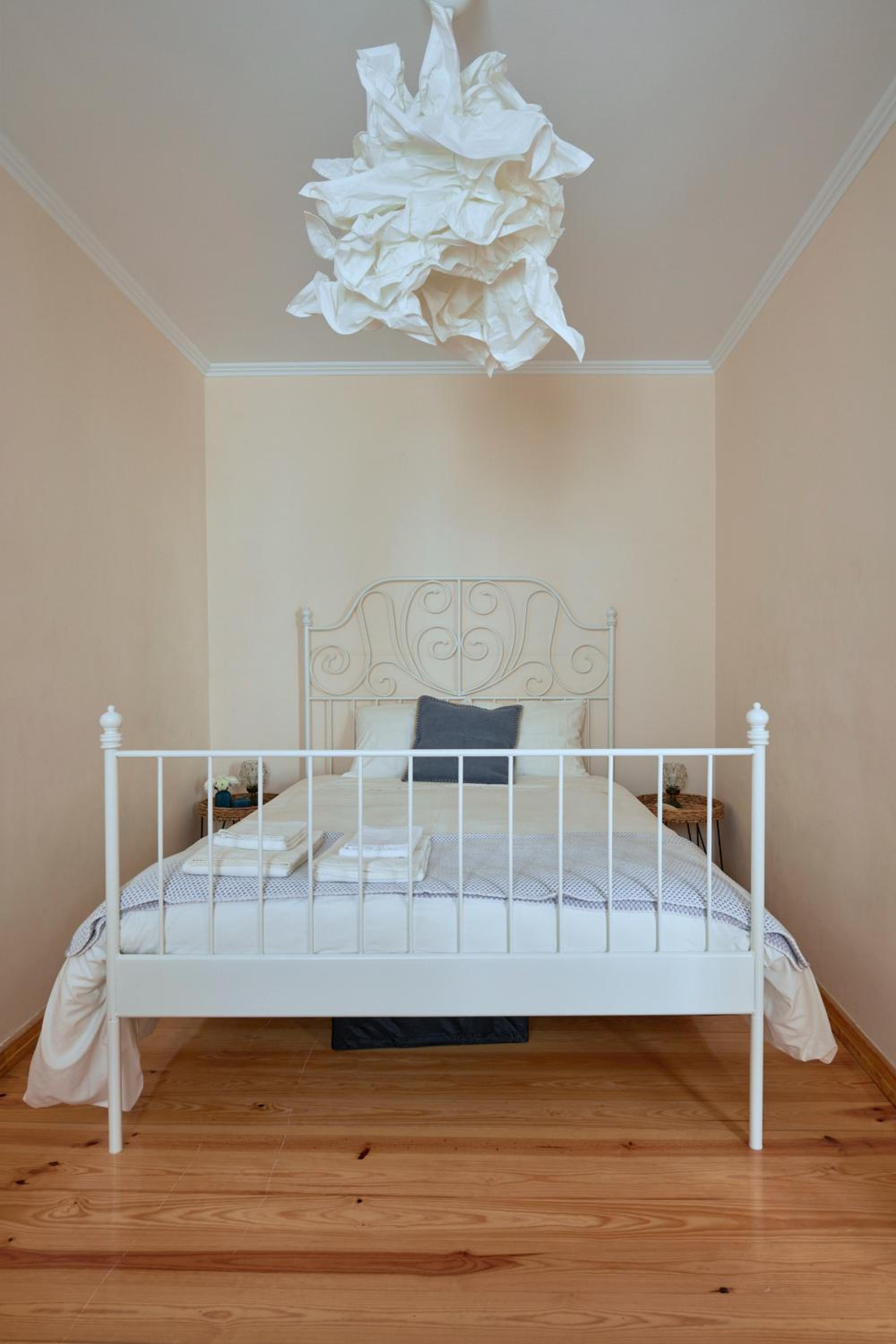 Three-Bedroom Apartment - Photo 23
