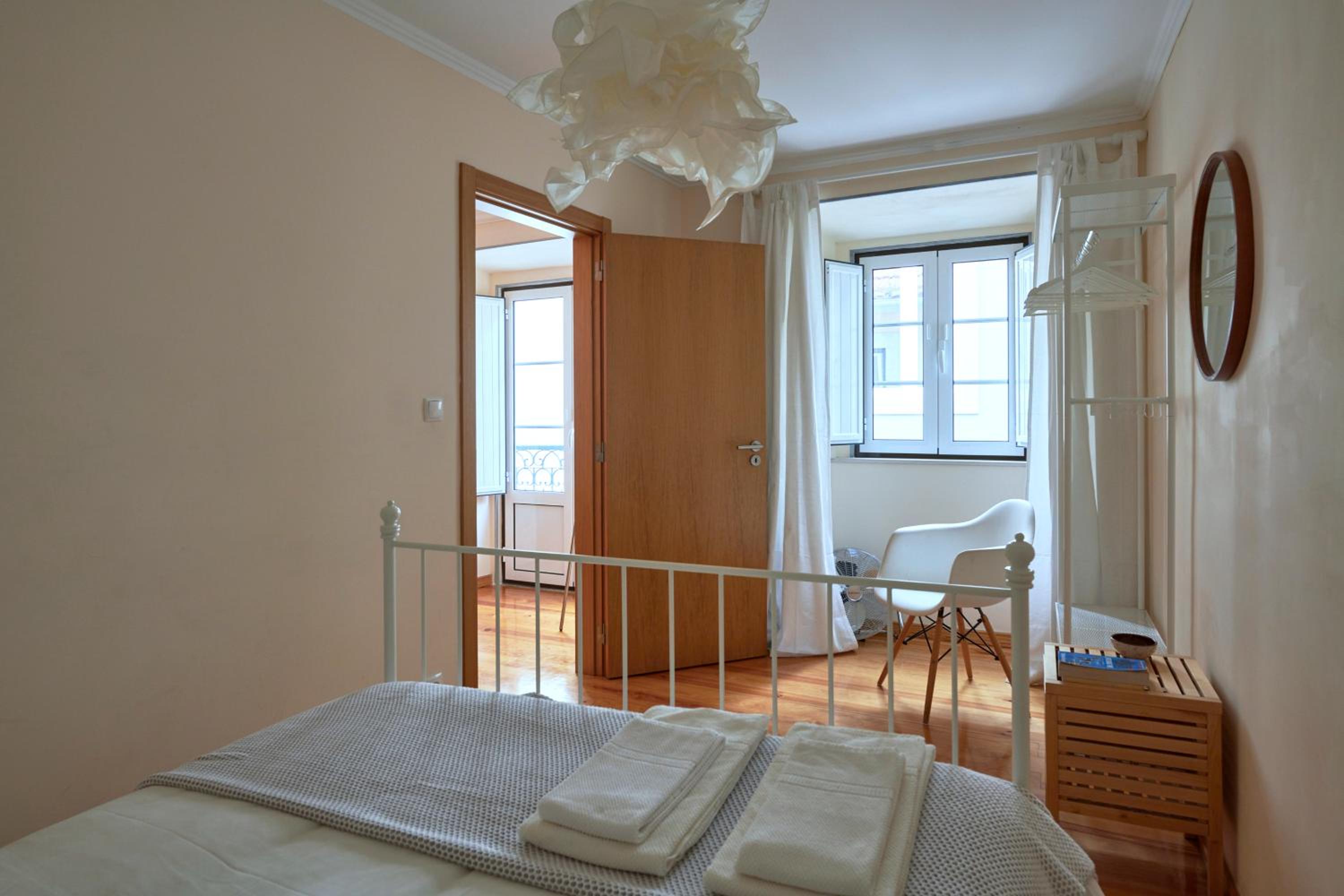 Three-Bedroom Apartment - Photo 29