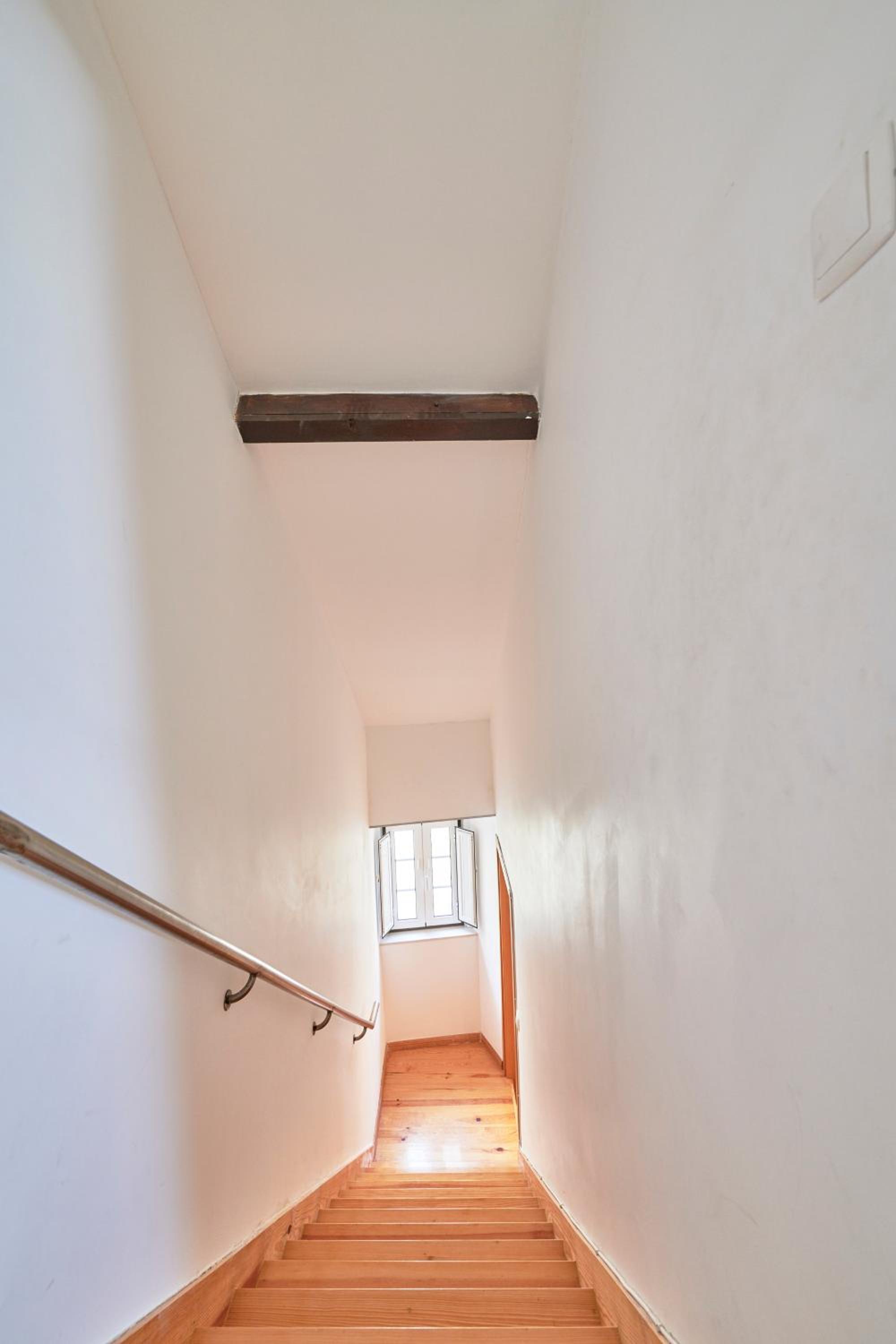 Three-Bedroom Apartment - Photo 60