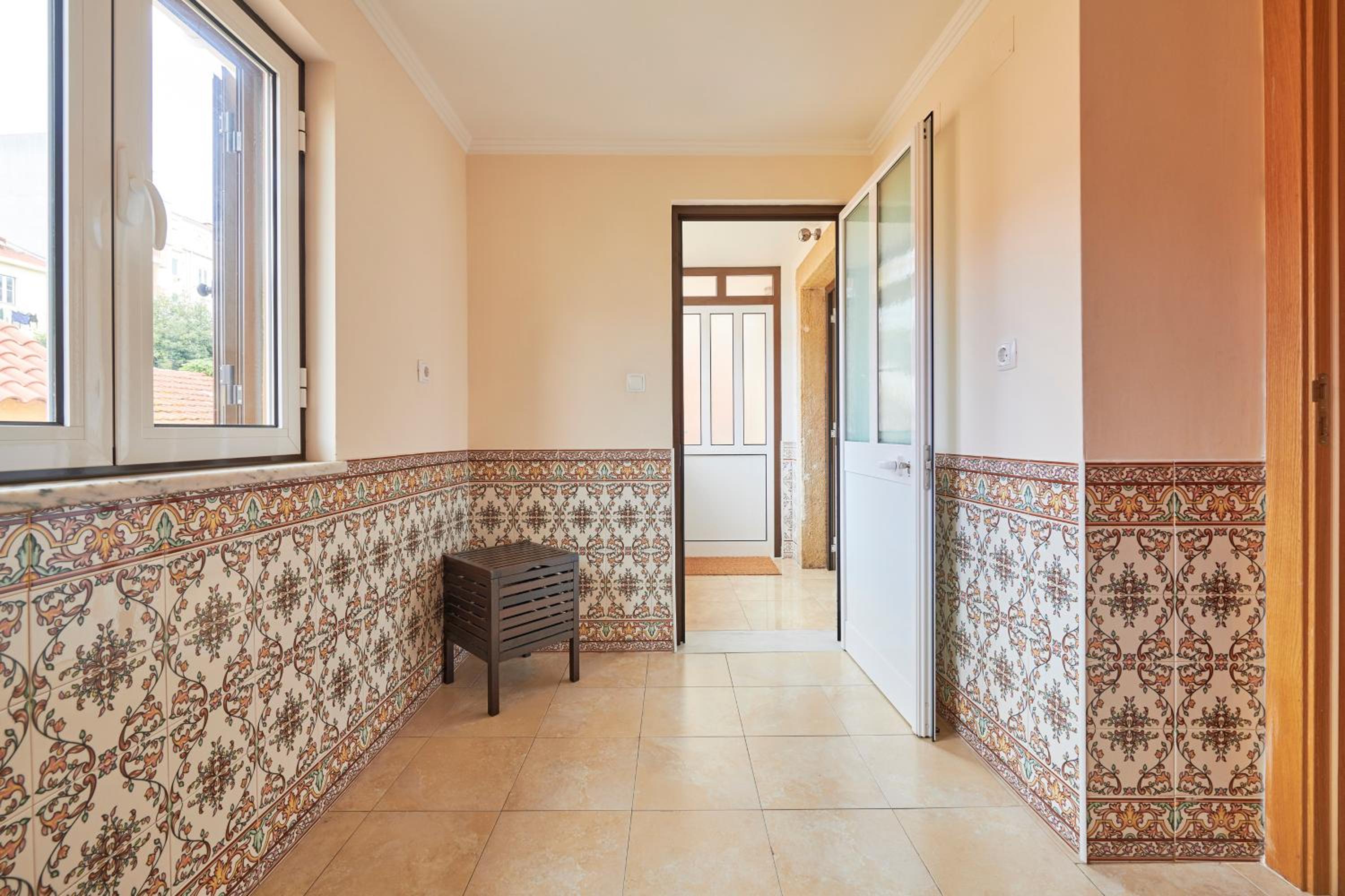 Three-Bedroom Apartment - Photo 105