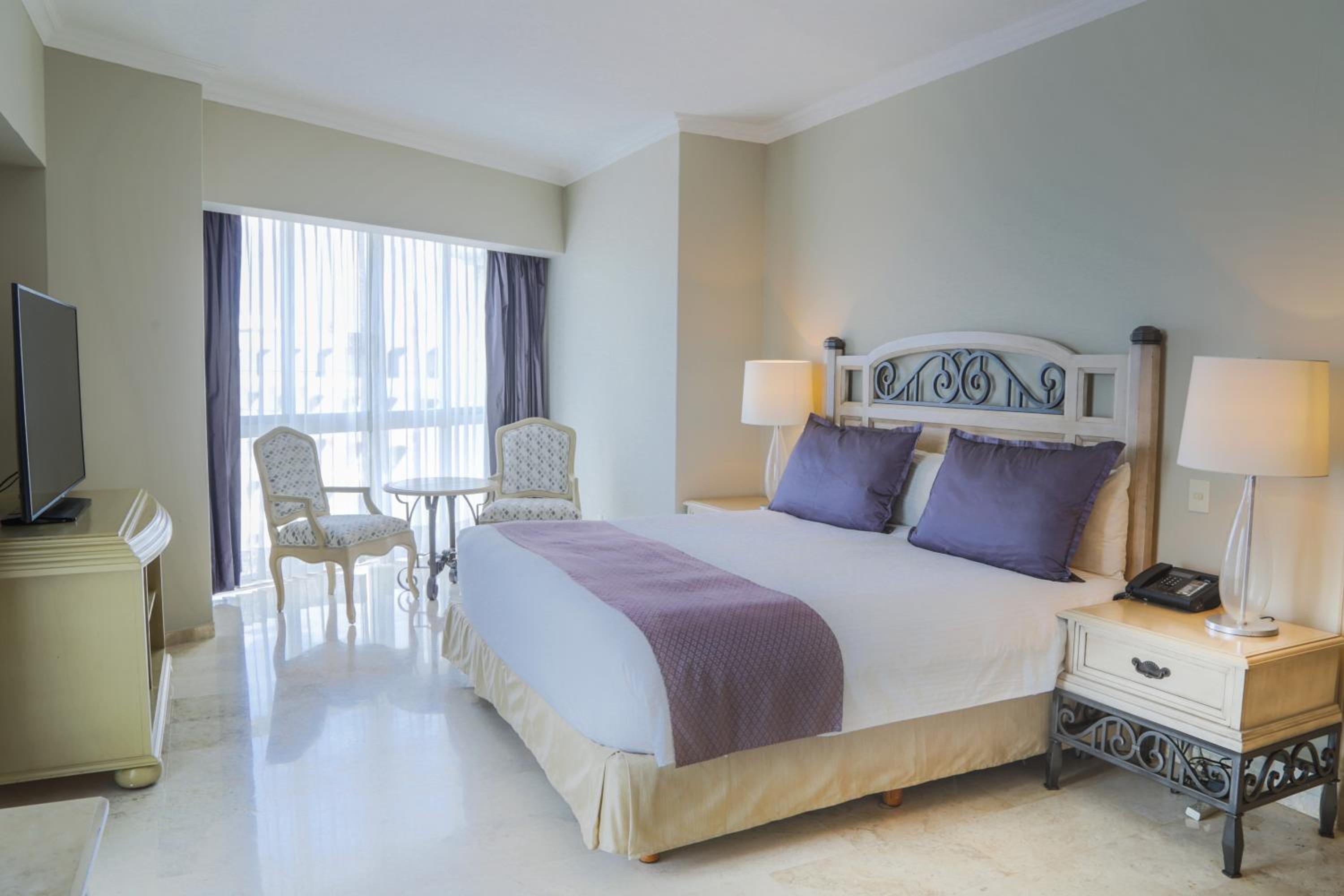 Balcony Deluxe Triple Room