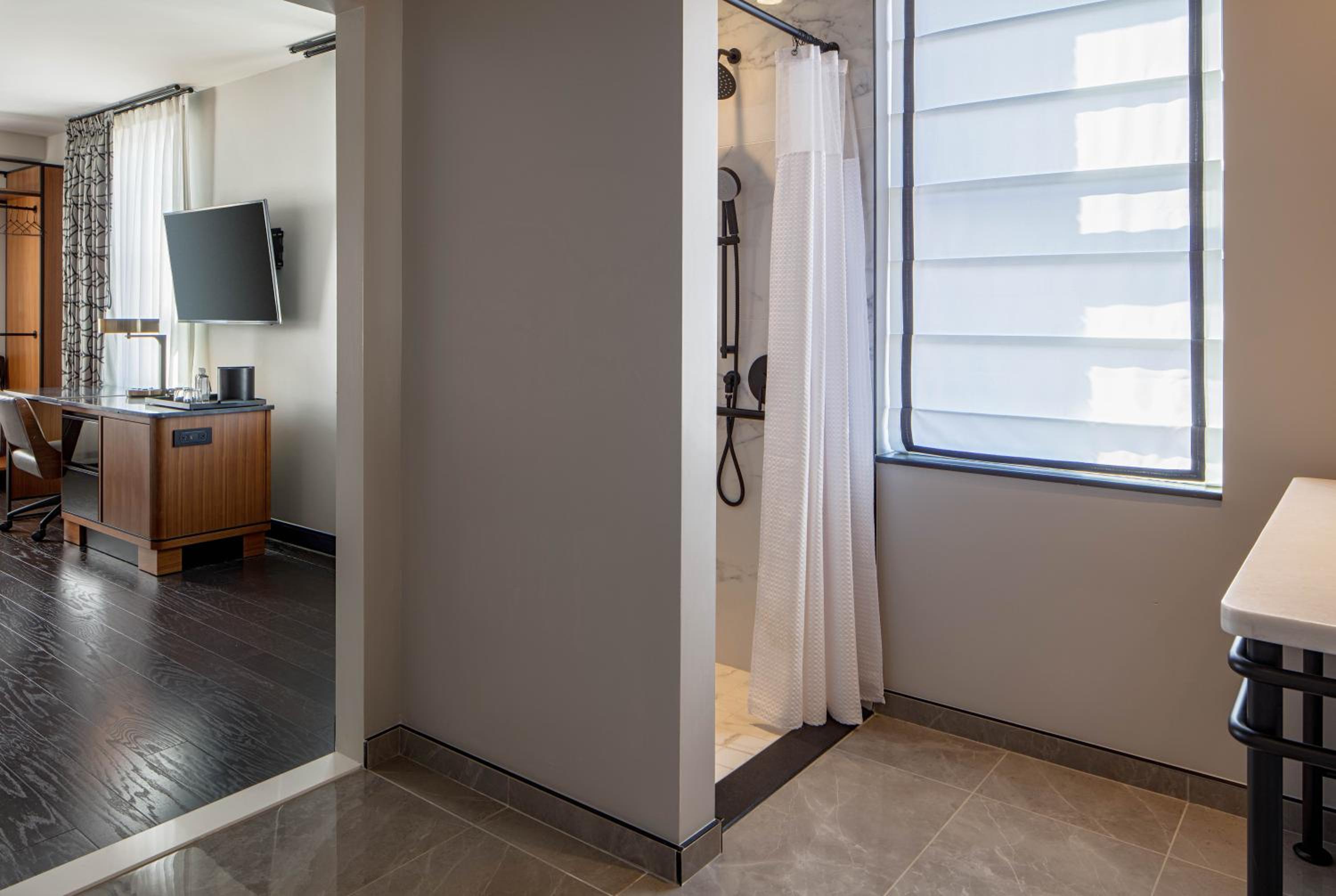 Queen Room with Two Queen Beds and Transfer Shower - Disability Access
