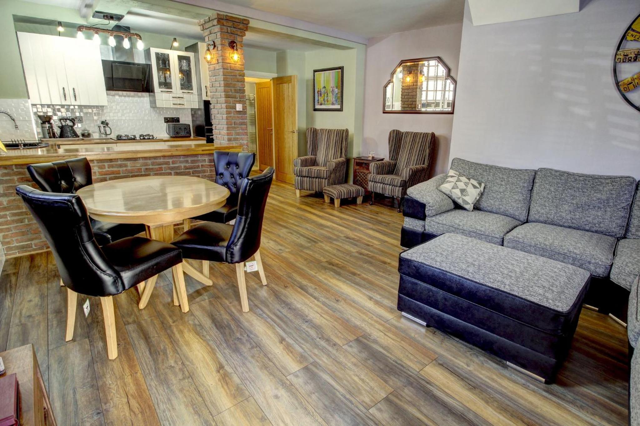 Apartment - Ground Floor photo 1