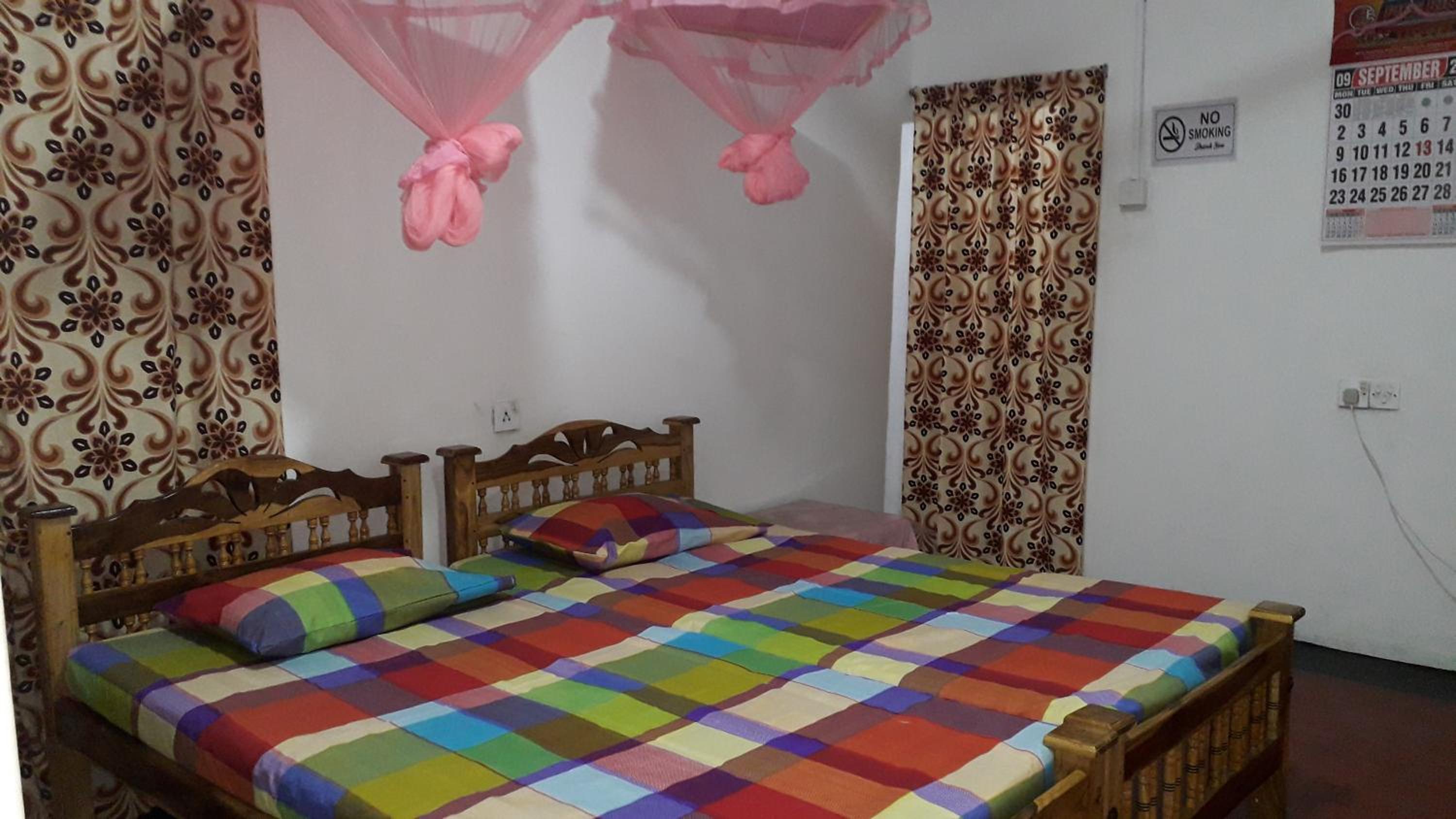 Budget Double Room photo 3