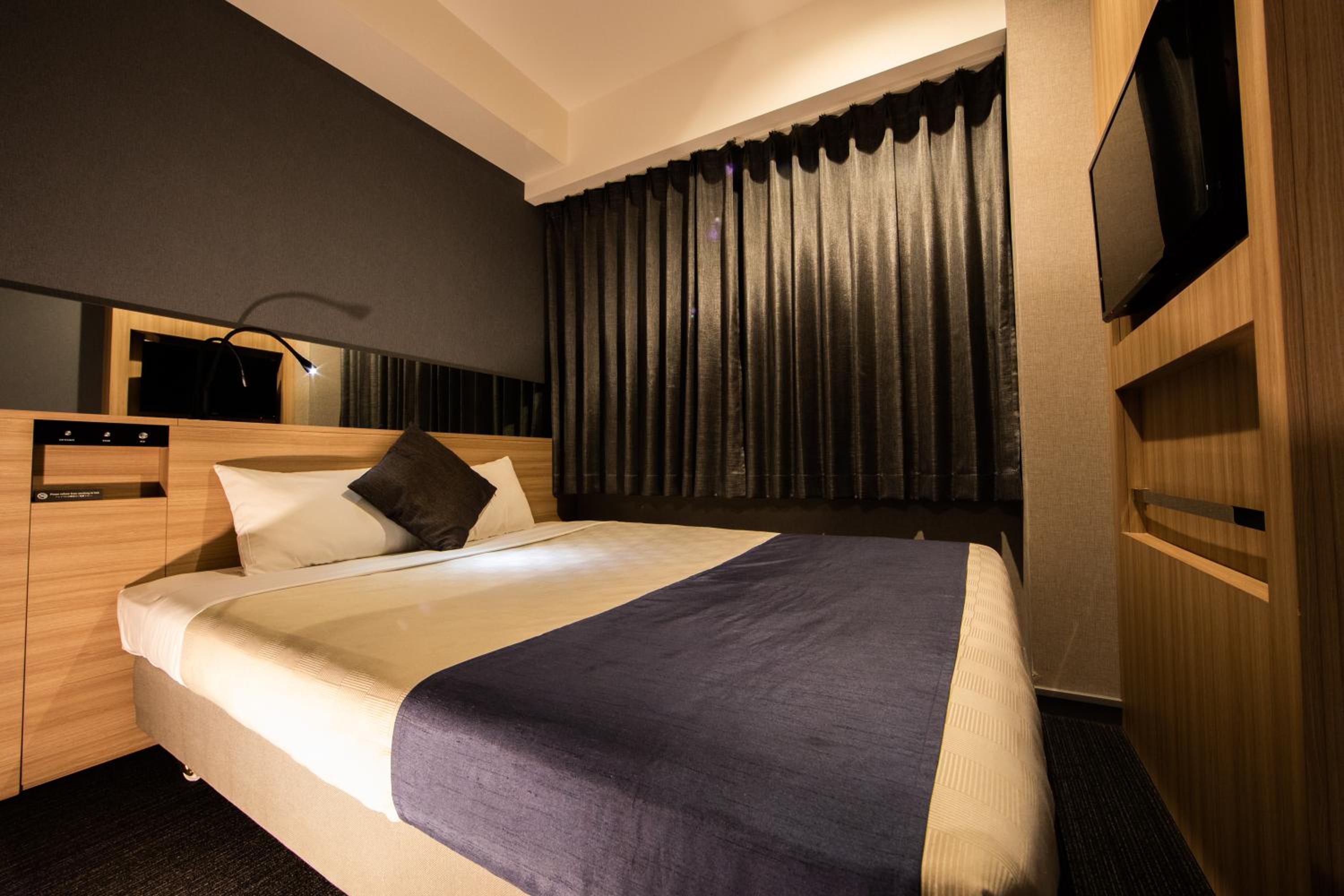 Standard Double Room - Non-Smoking photo 1