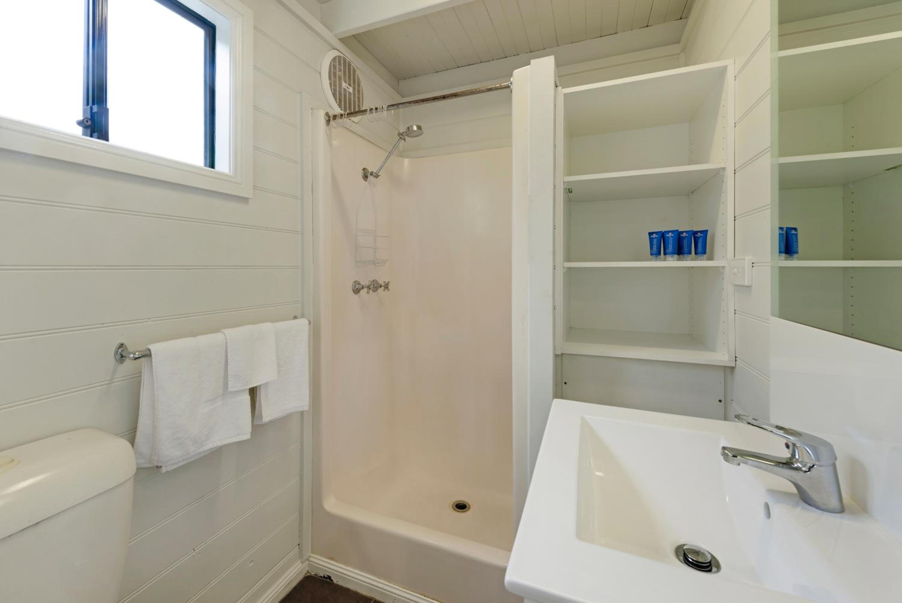 Standard Studio Cabin  photo 3