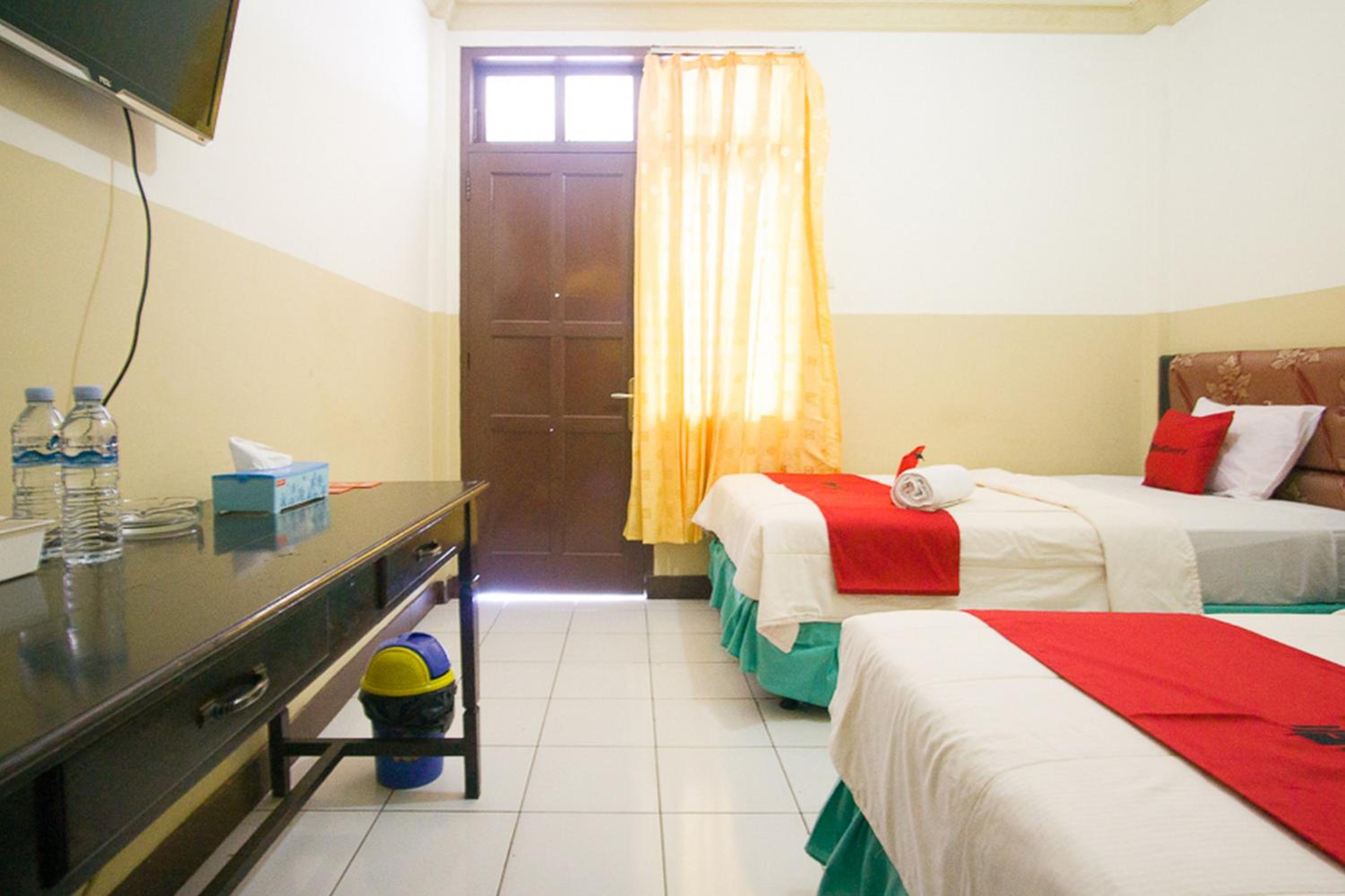 Twin Room - Photo 7