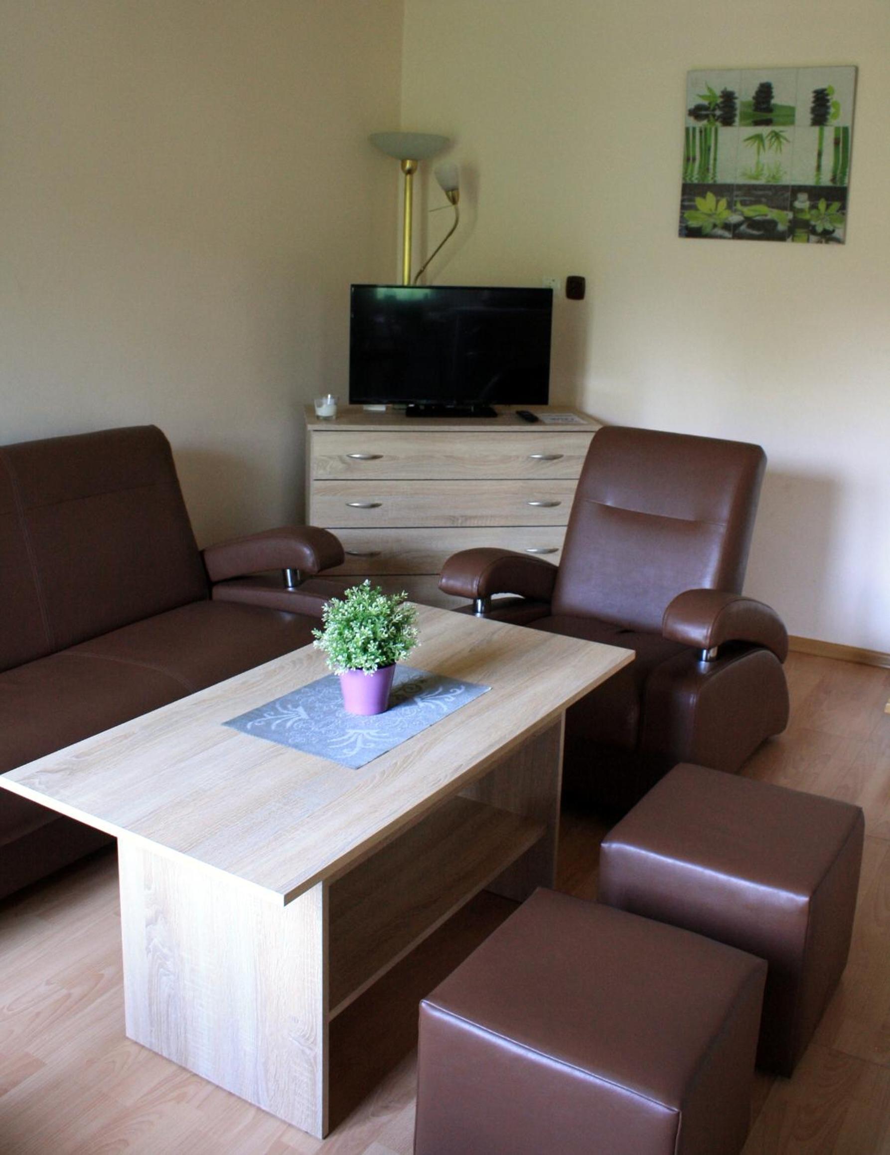 One-Bedroom House photo 1