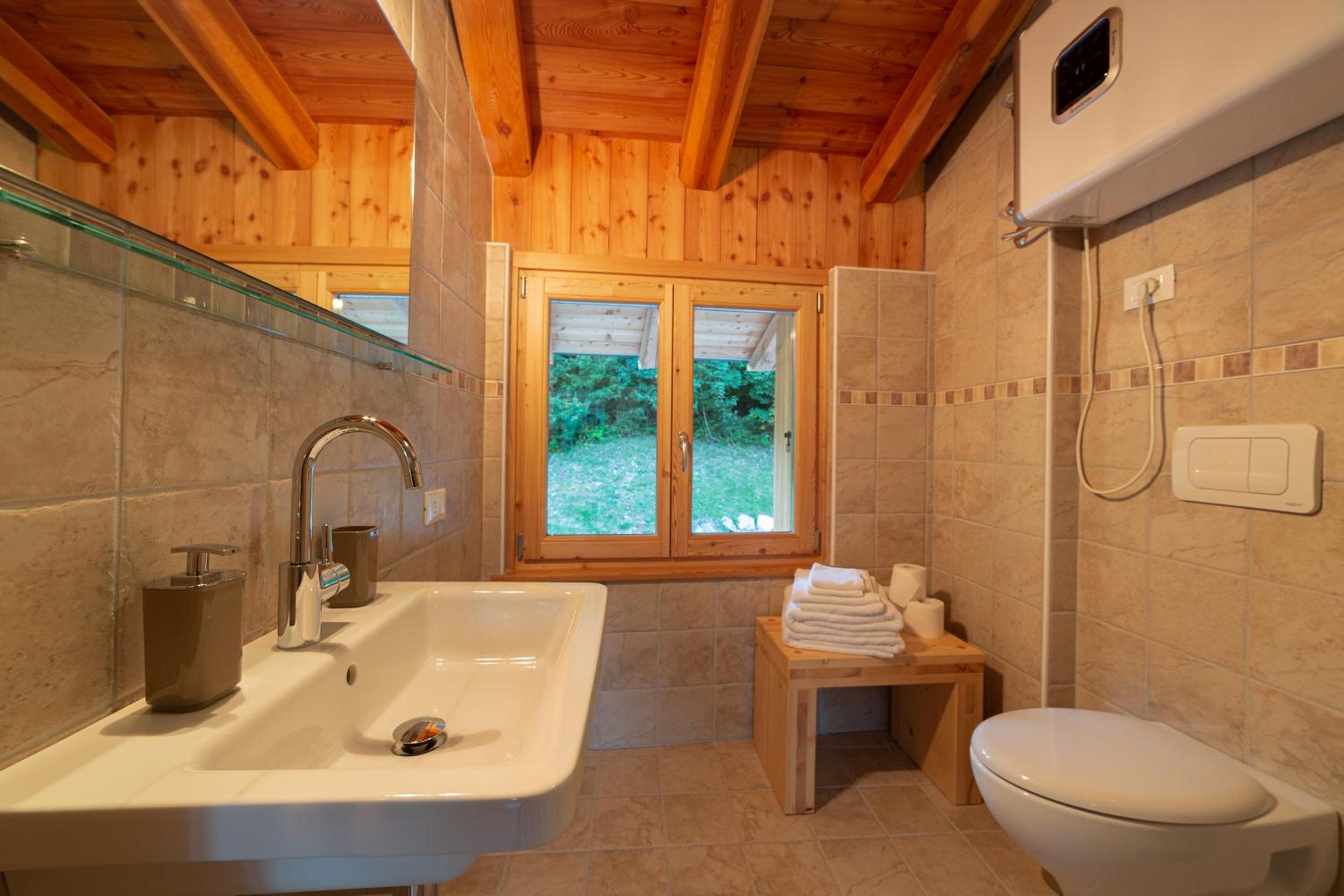 Triple Room with Balcony - Photo 2