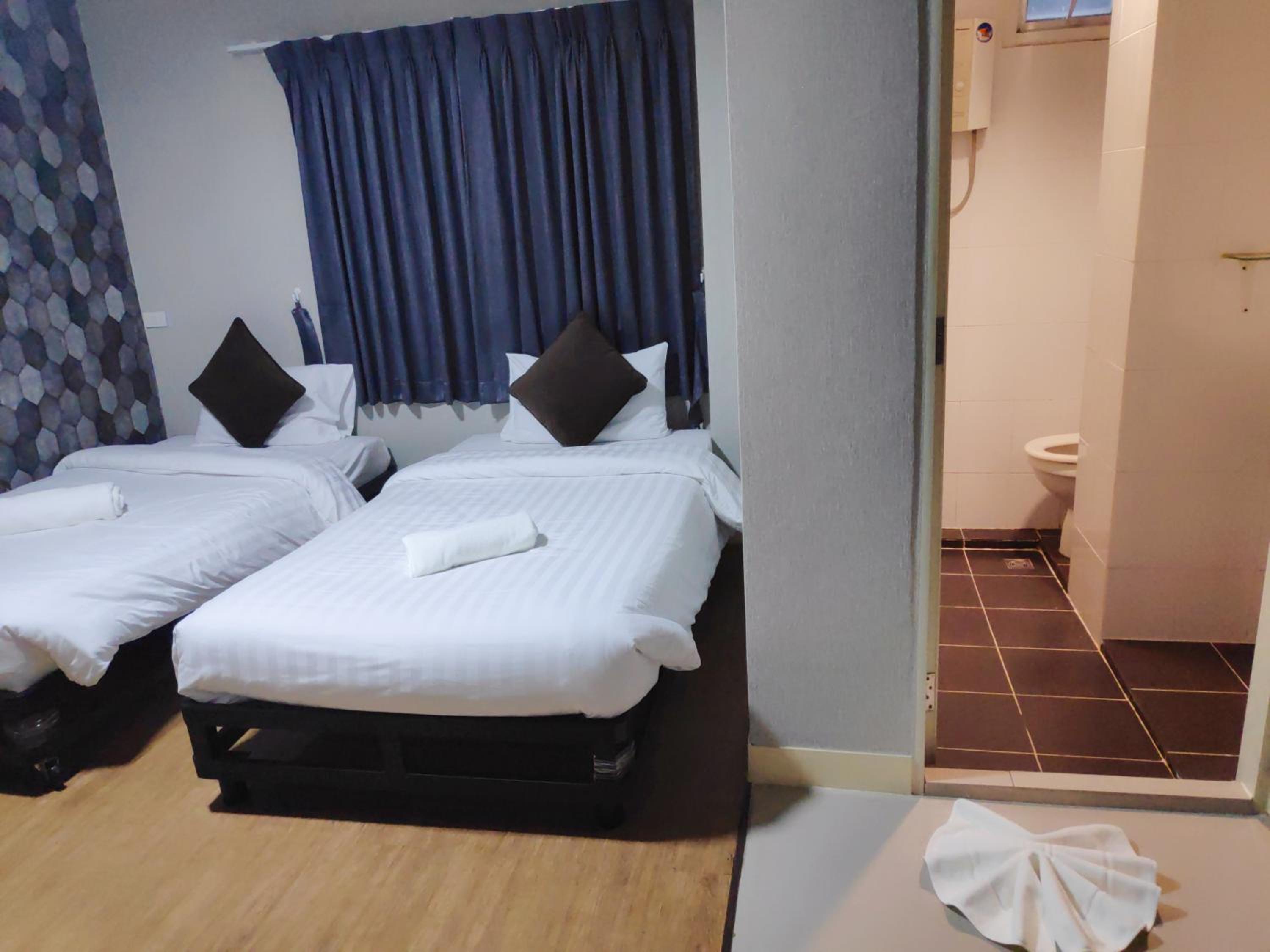 Superior Twin Room photo 2