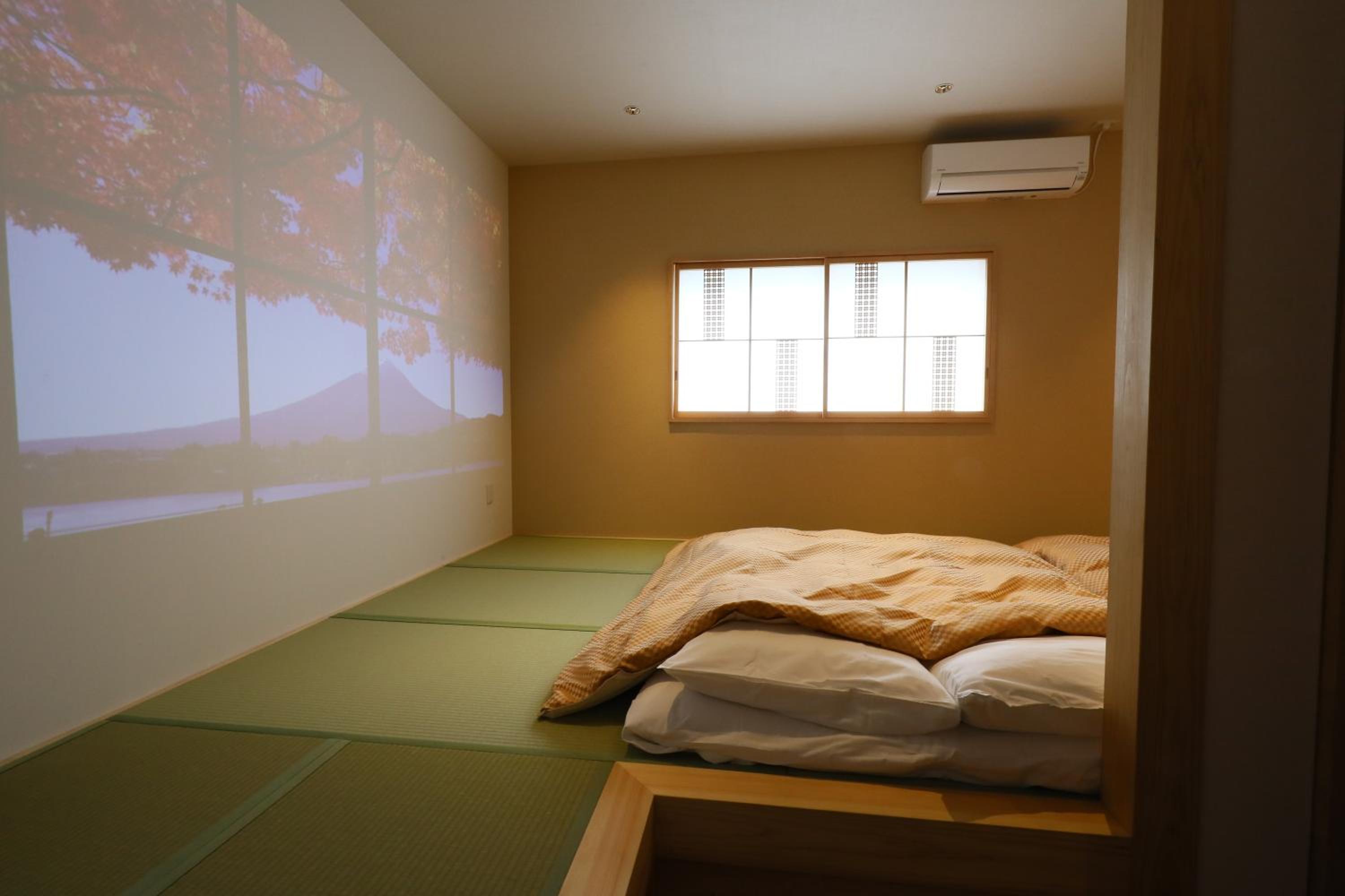 Japanese-Style Family Room - Non-Smoking - Photo 6