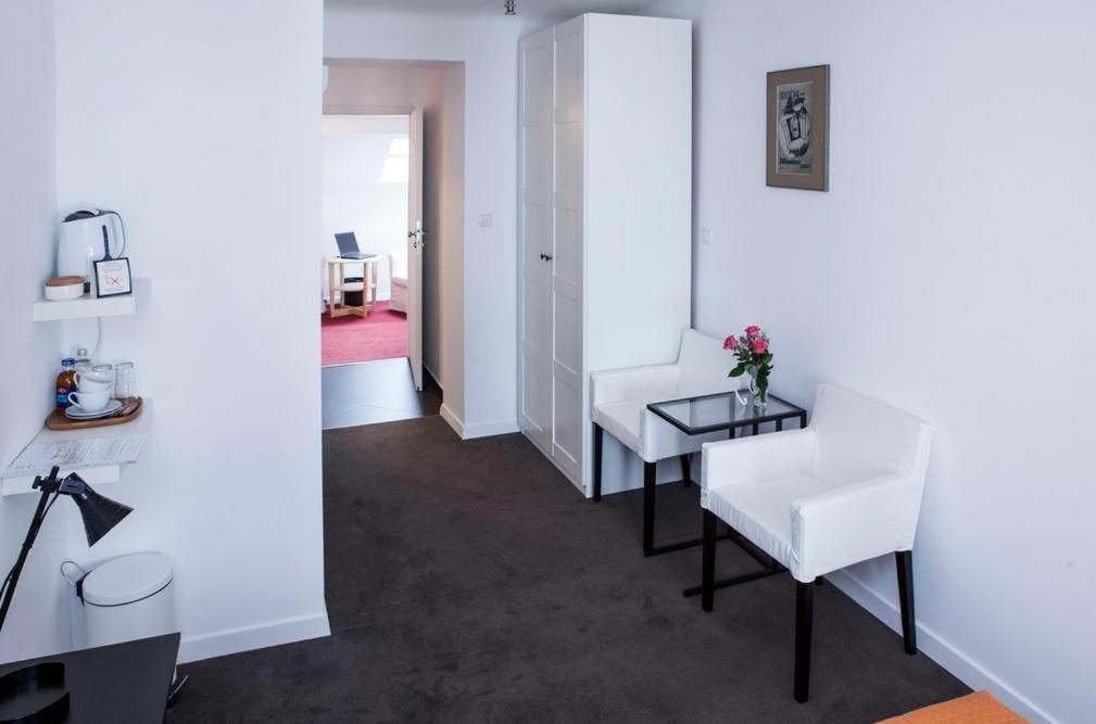 Double or Twin Room - Photo 1