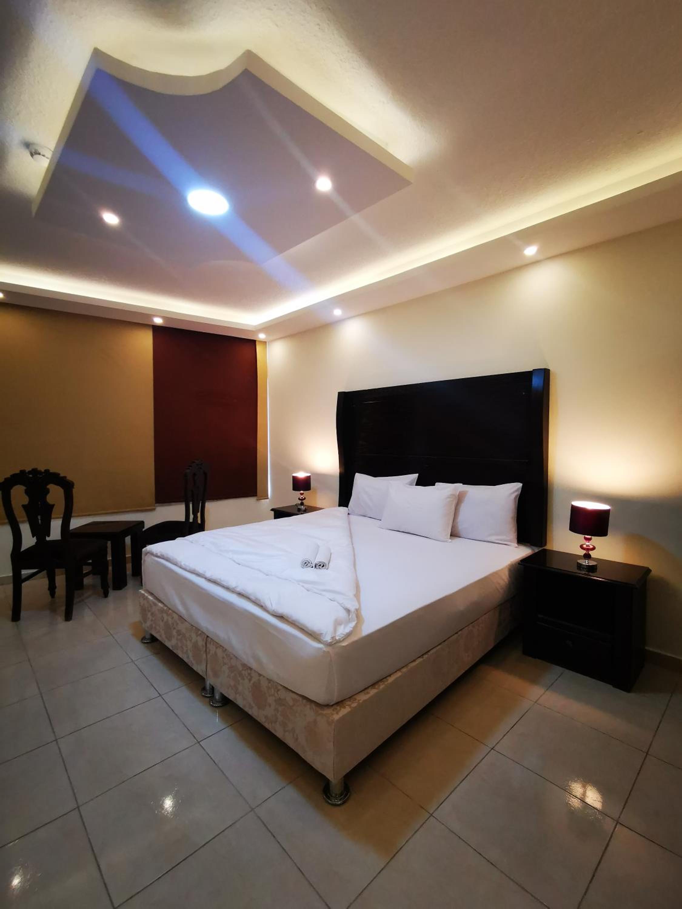 Two-Bedroom Apartment - Photo 16